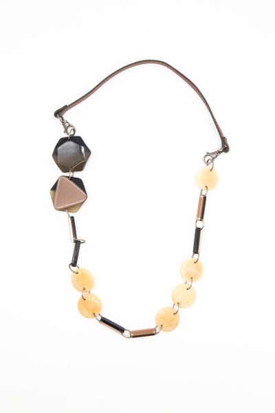Marni lange avantgardistische Halskette in Braun und Beige