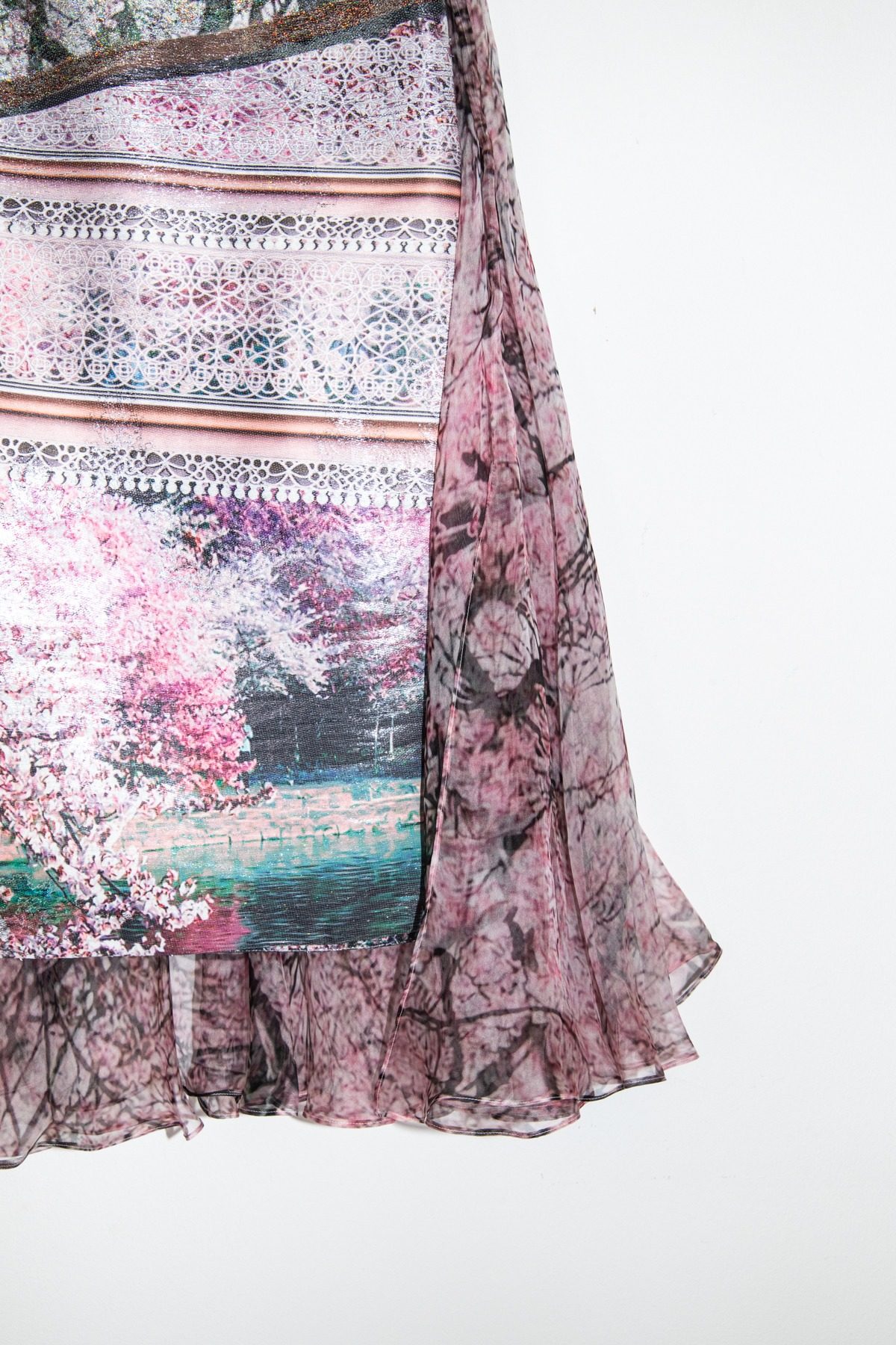 Thumbnail of http://Mary%20Katrantzou%20Minikleid%20mit%20Kirschblüten-Print%20in%20Rosa