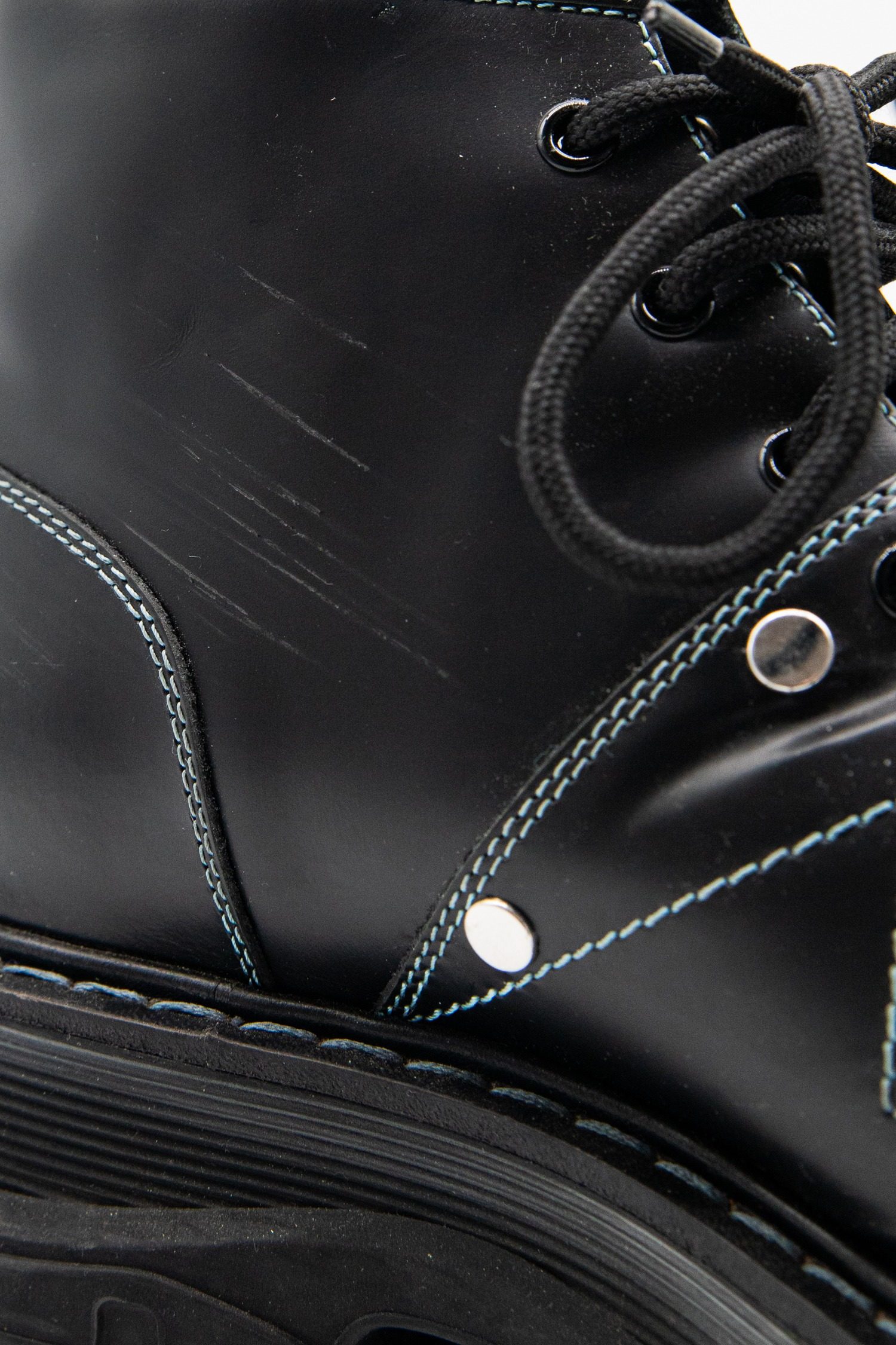 Thumbnail of http://Alexander%20McQueen%20Lace-Up%20Boots%20in%20Schwarz