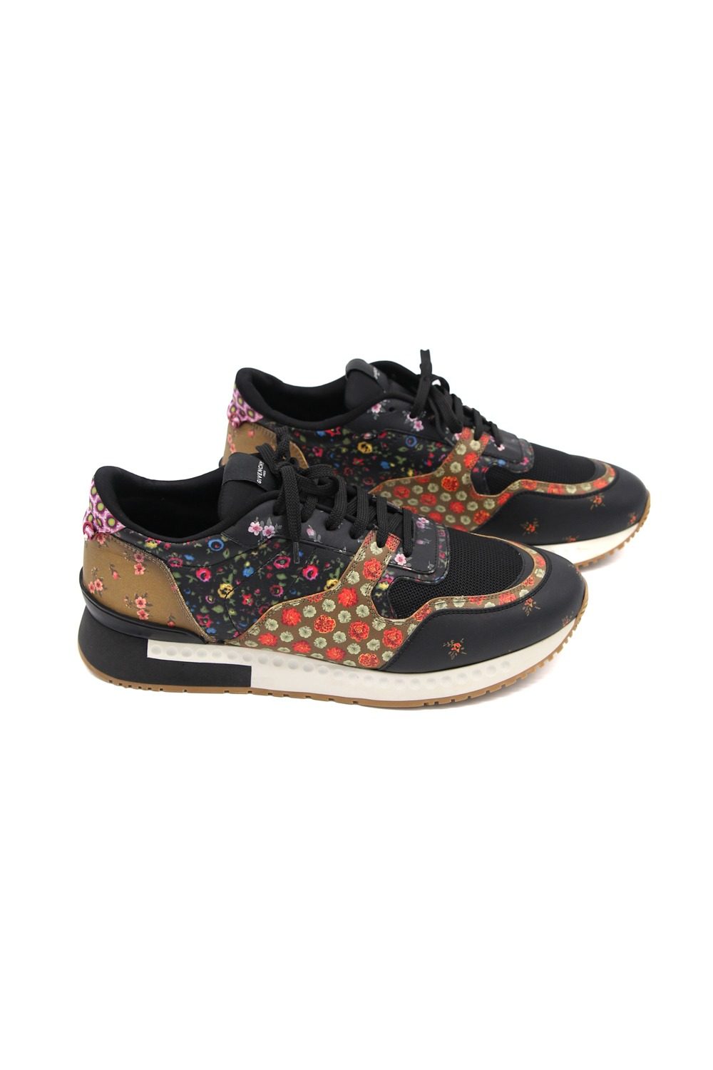 Thumbnail of http://Givenchy%20Sneaker%20mit%20Blumenprint