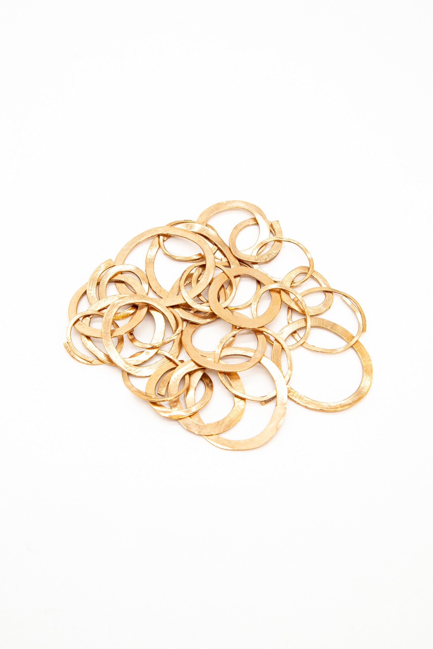 Thumbnail of http://Miriam%20Nori%20Tondi%202%20in%201%20Halskette%20oder%20Armband%20in%20Gold