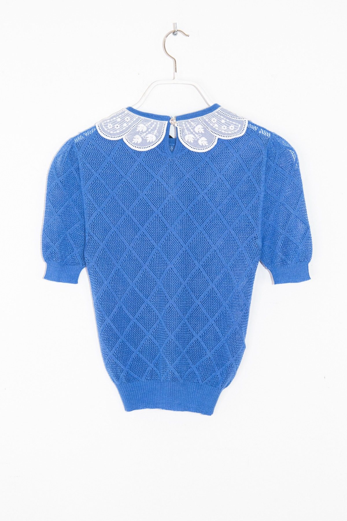 Thumbnail of http://Miu%20Miu%20Strickpullover%20mit%20Bubikragen%20in%20Blau%20und%20Weiß