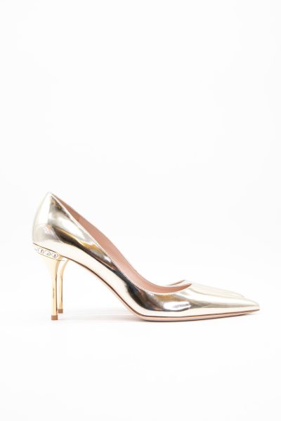 Miu Miu Pumps in Gold