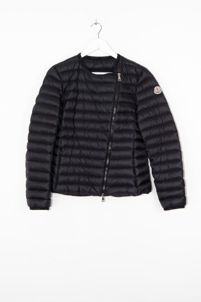 Moncler leichte Daunenjacke mit seitlichem Reißverschluss in Schwarz