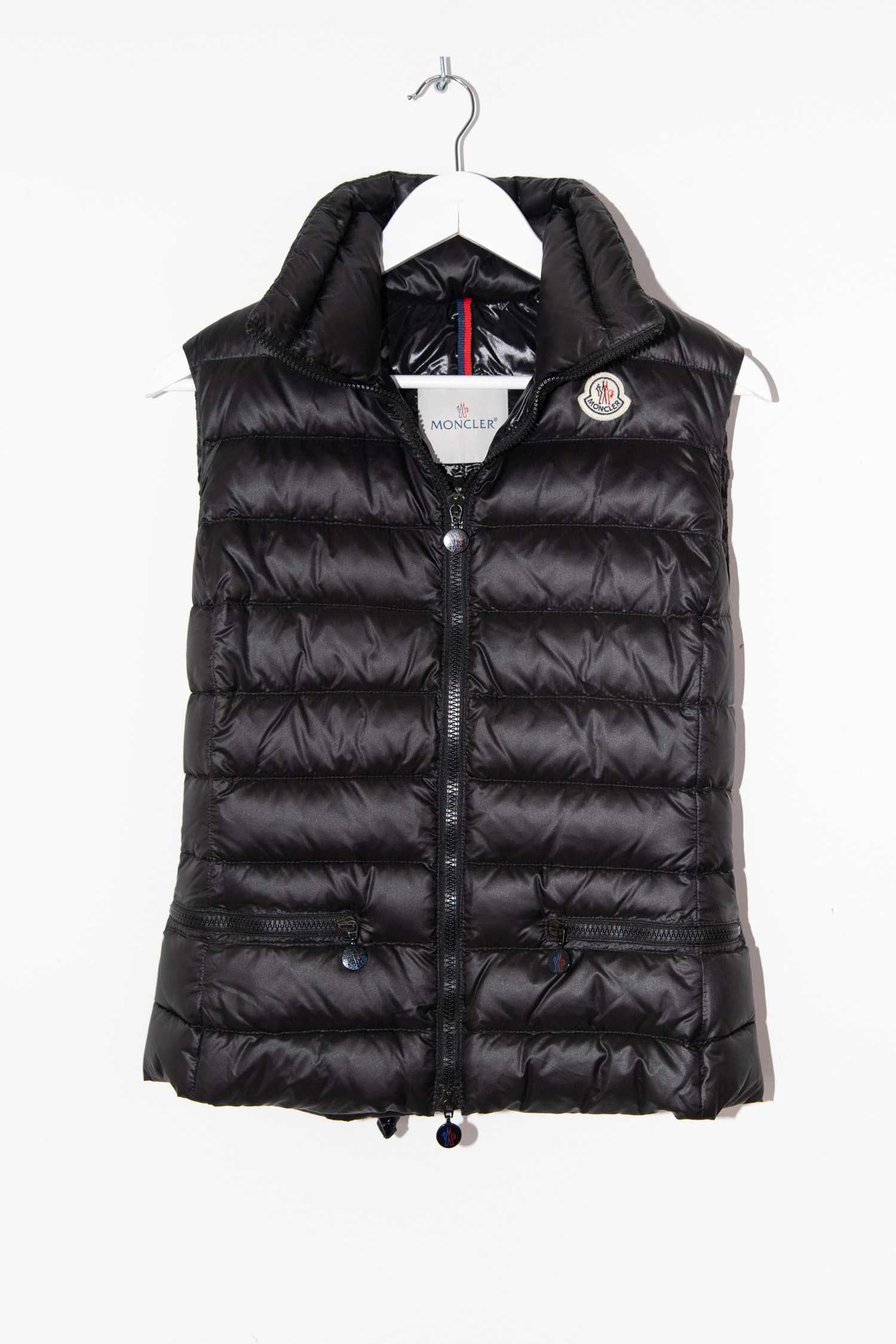Thumbnail of http://Moncler%20Gaelle%20Dauenweste%20mit%20Gürtel%20in%20Schwarz