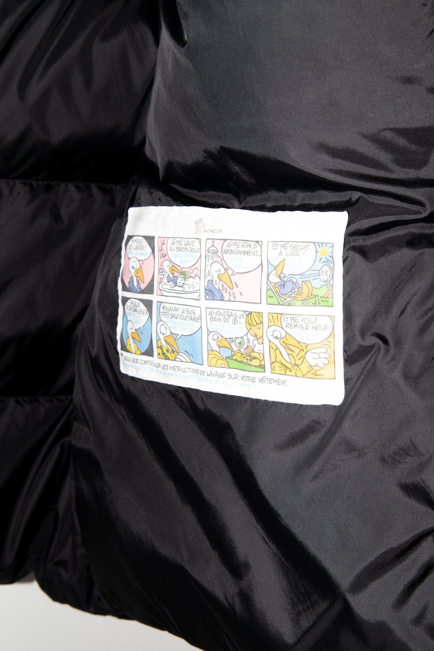 Thumbnail of http://Moncler%20Burgaux%20Giubbotto%20Steppmantel%20in%20Schwarz