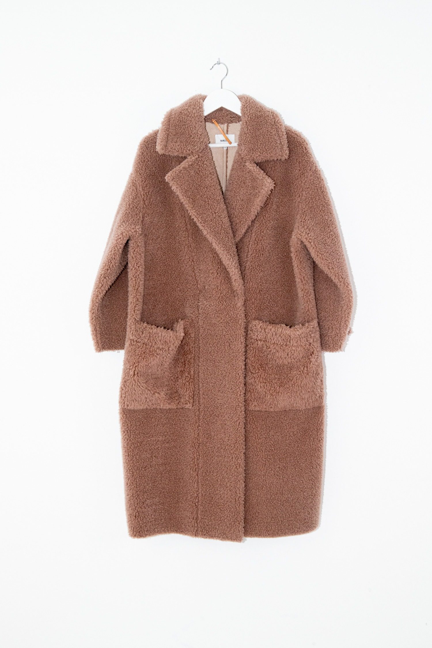 Thumbnail of http://Nanushka%20Teddymantel%20in%20Mauve