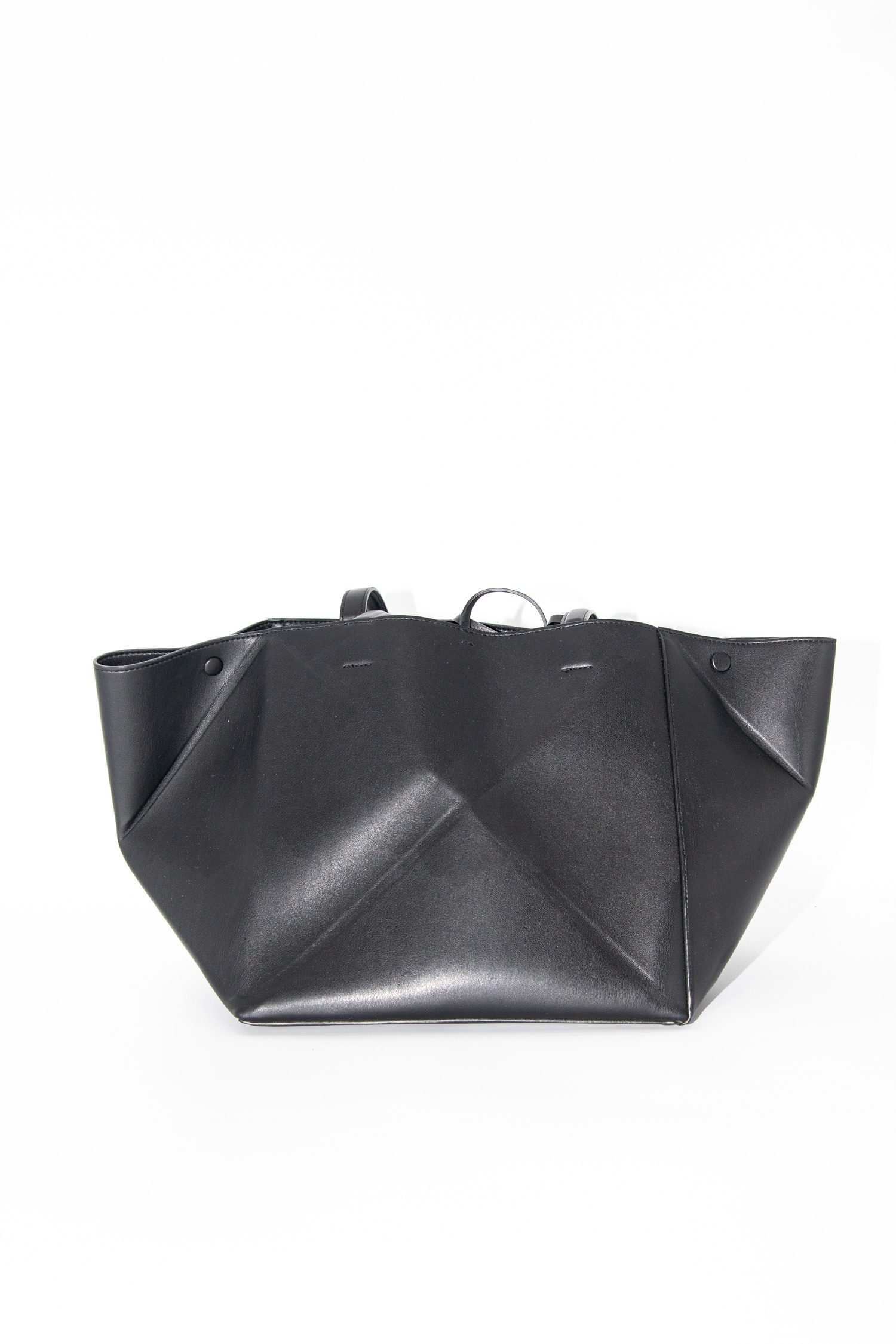 Thumbnail of http://Nanushka%20%20Origami%20Tote%20Schultertasche%20in%20Schwarz