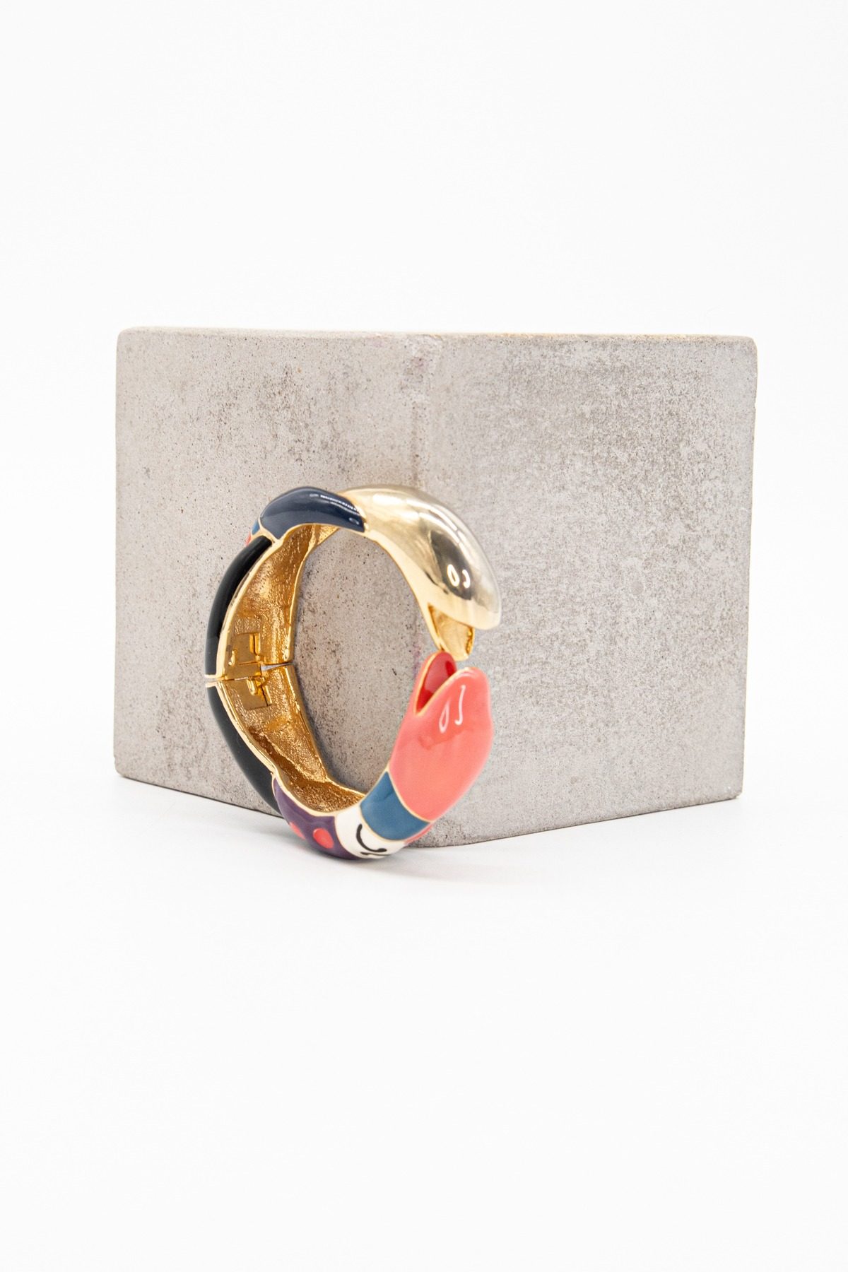 Thumbnail of http://Nicky%20De%20Saint%20Phalle%20Armreif%20in%20Bunt%20und%20Gold
