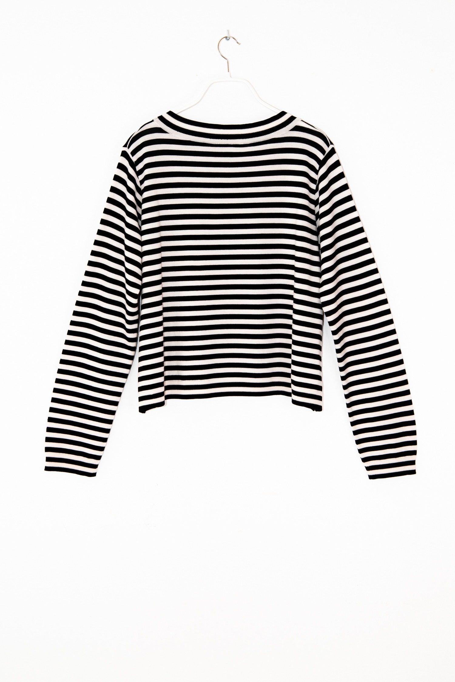 Thumbnail of http://Omen%20Strickpullover%20mit%20Streifen%20in%20Schwarz%20und%20Ecru