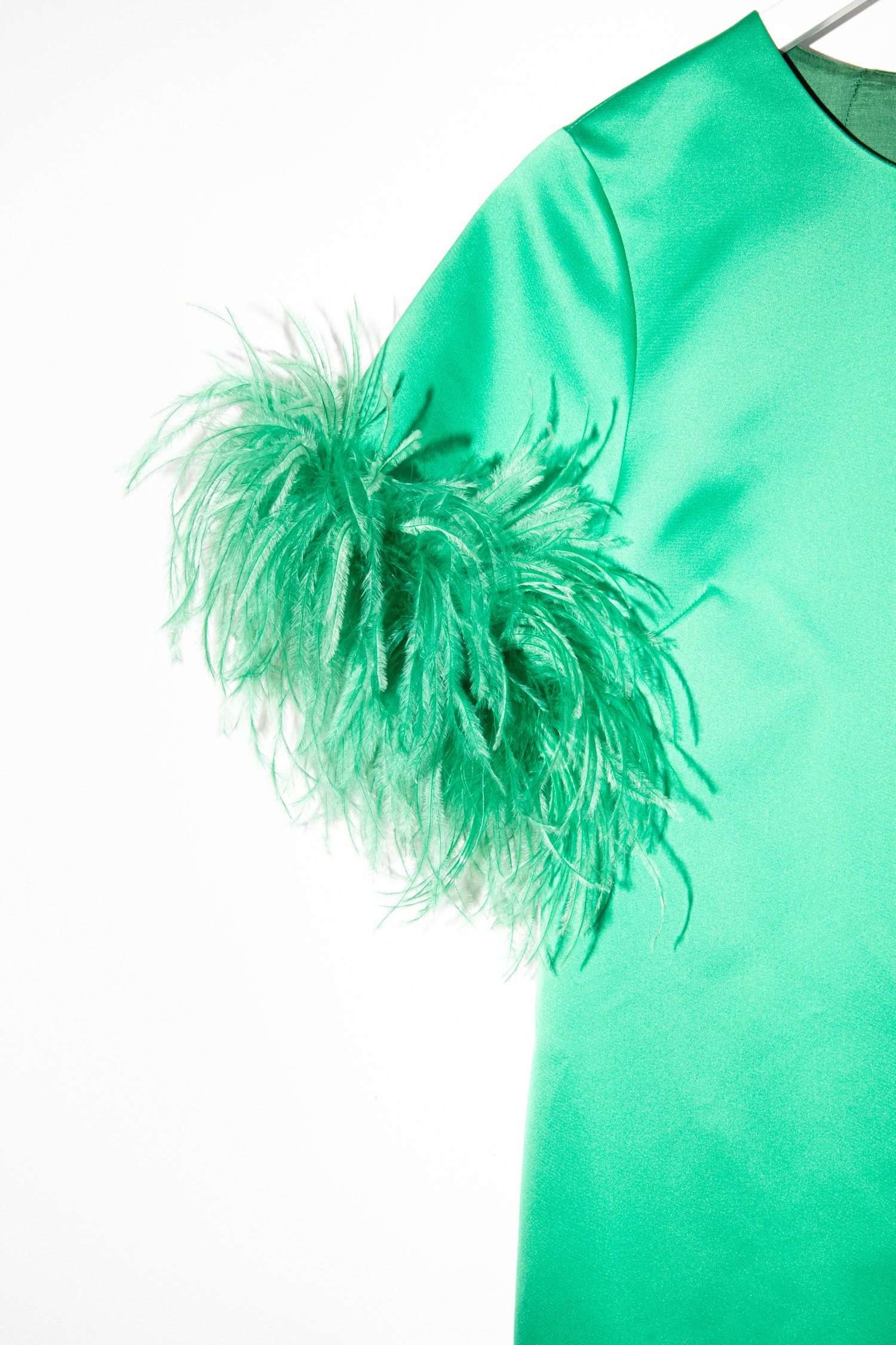 Thumbnail of http://Parosh%20Minikleid%20in%20Grün%20mit%20Federn