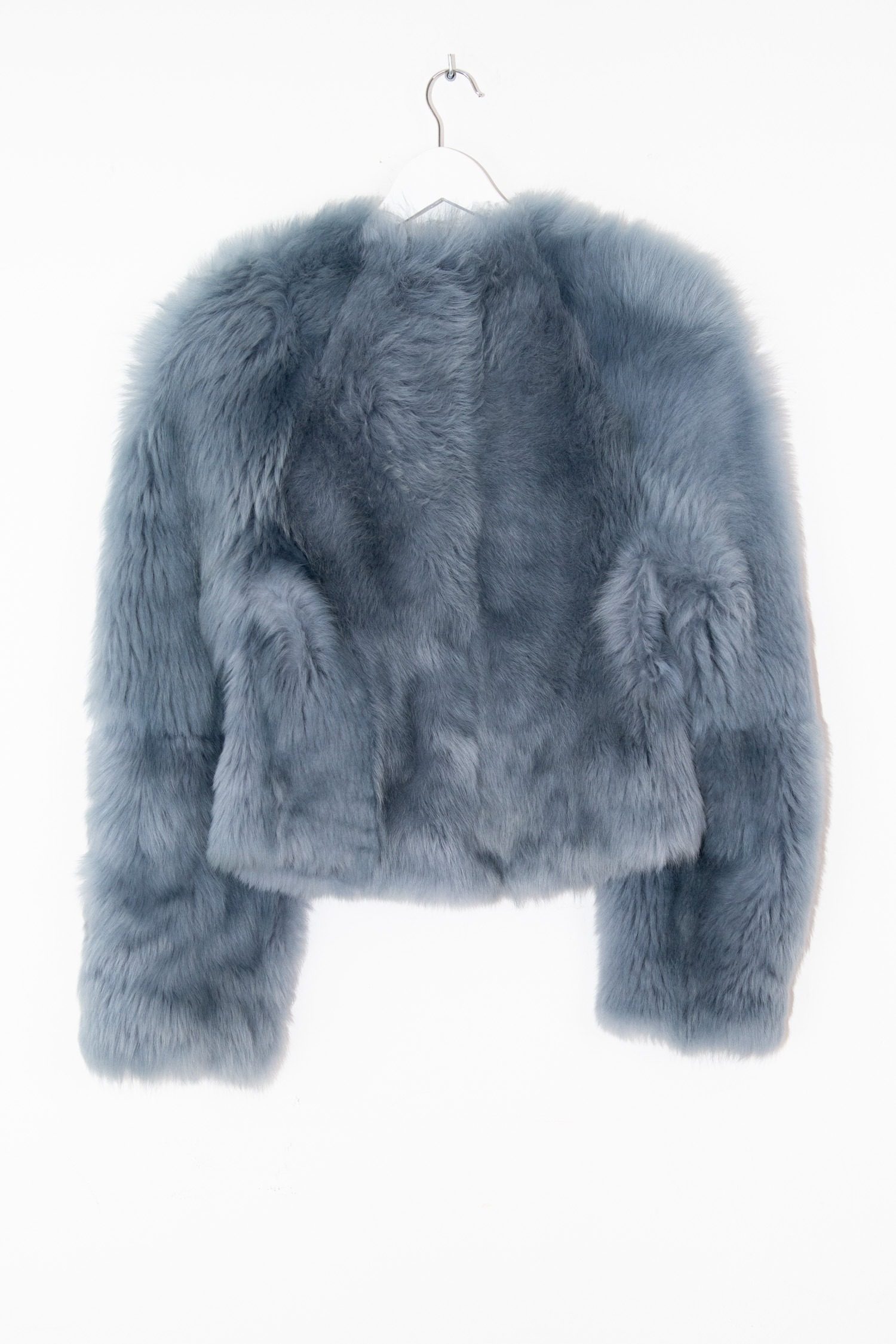 Thumbnail of http://Petar%20Petrov%20Felljacke%20in%20Blaugrau