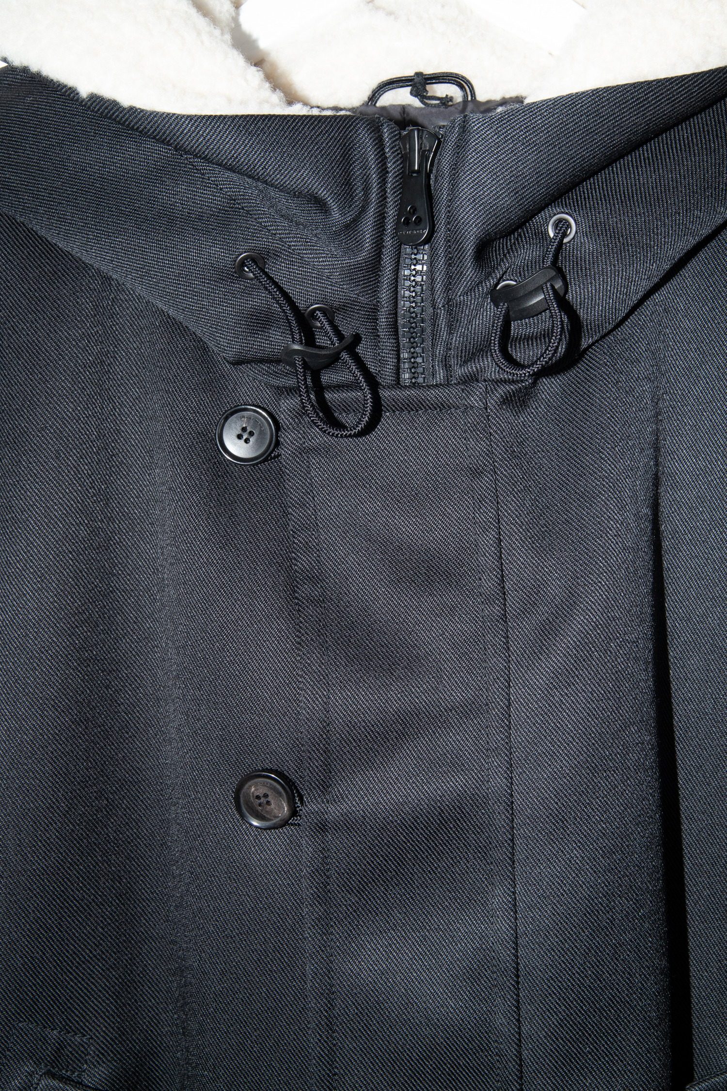 Thumbnail of http://Peuterey%20Stepmantel%20in%20Dunkelblau%20und%20Cremeweiß