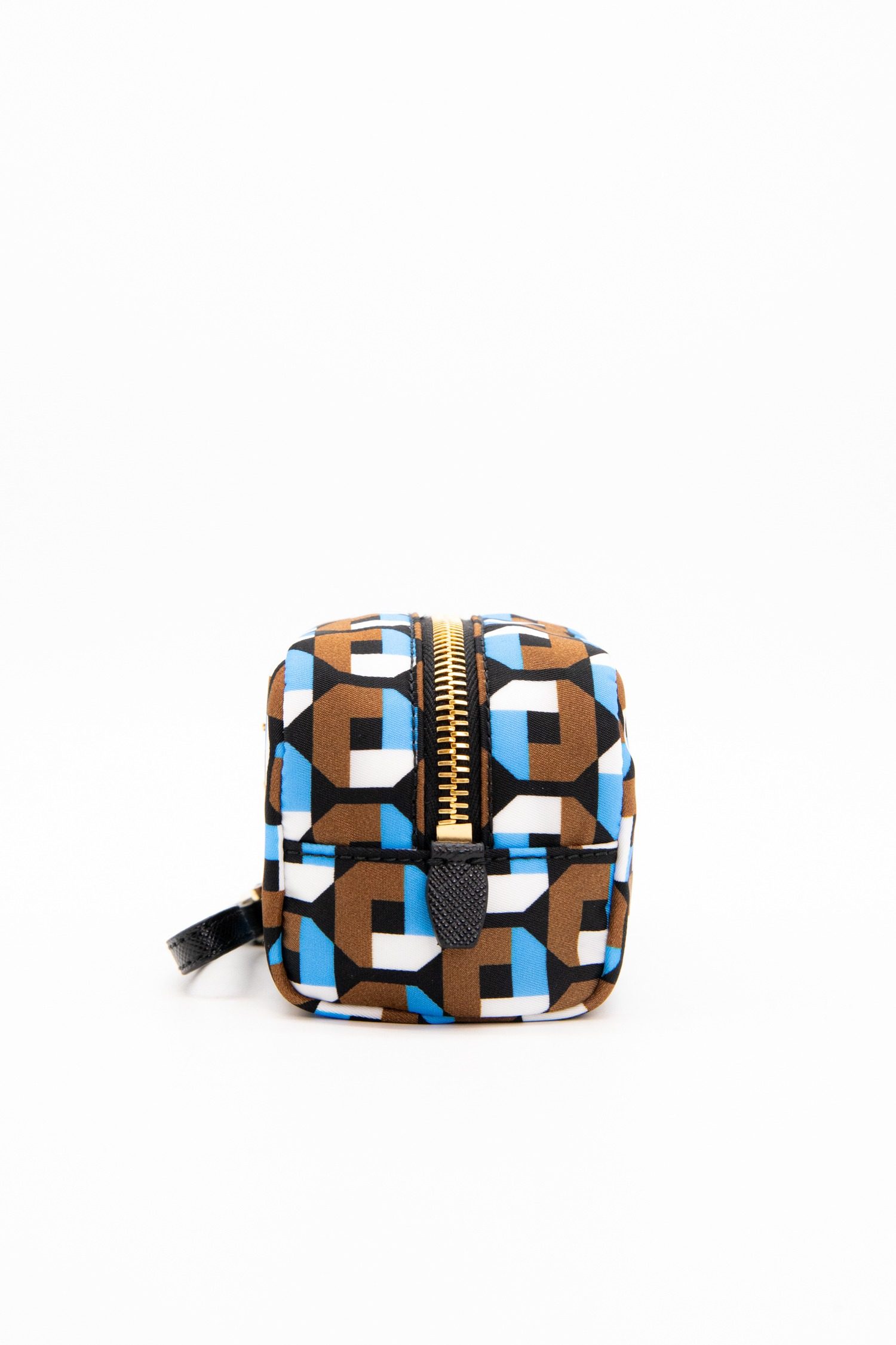 Thumbnail of http://Prada%20Re-Nylon%20Kosmetiktasche%20in%20Hellblau%20und%20Cognac