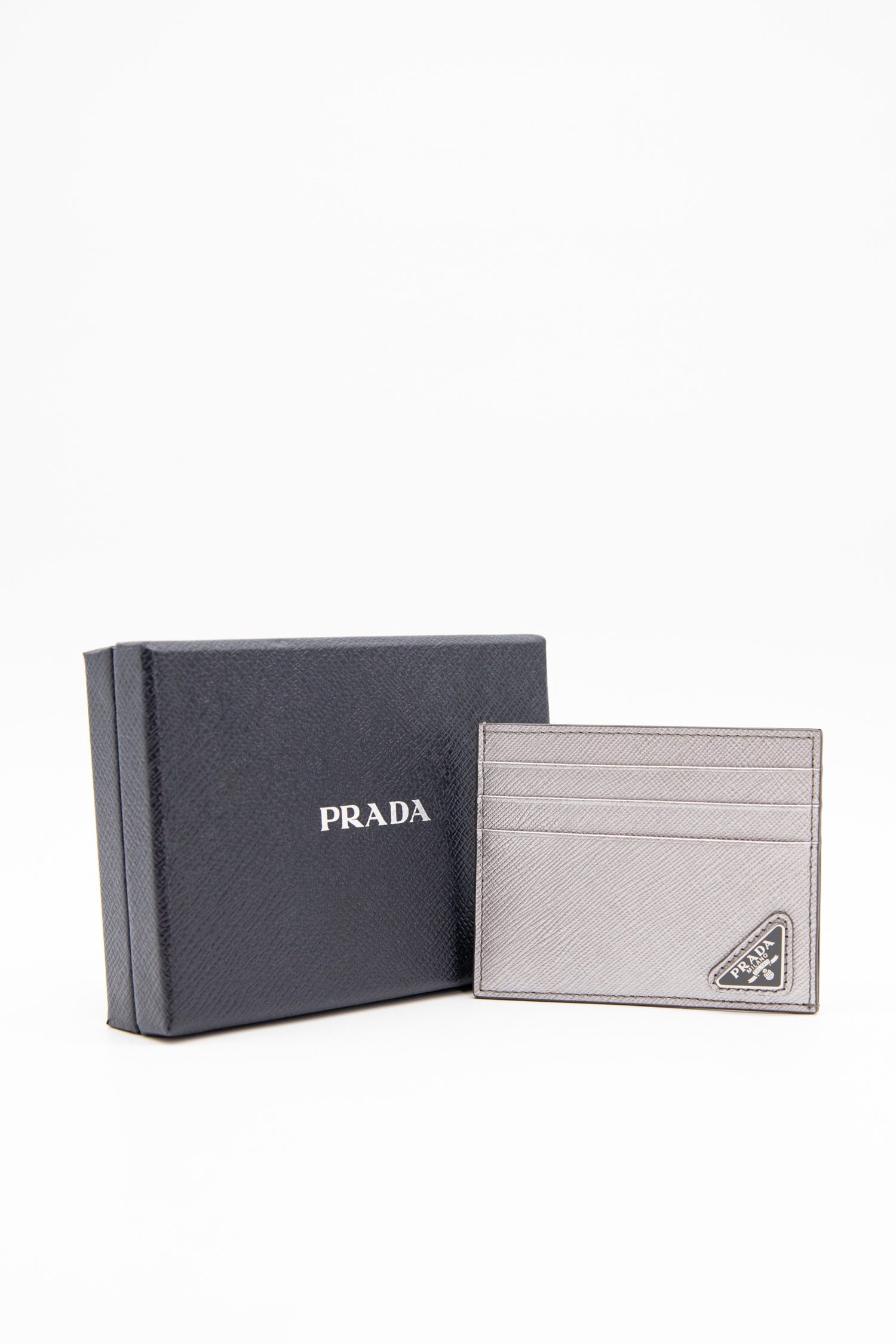 Thumbnail of http://Prada%20Kartenetui%20in%20Silber