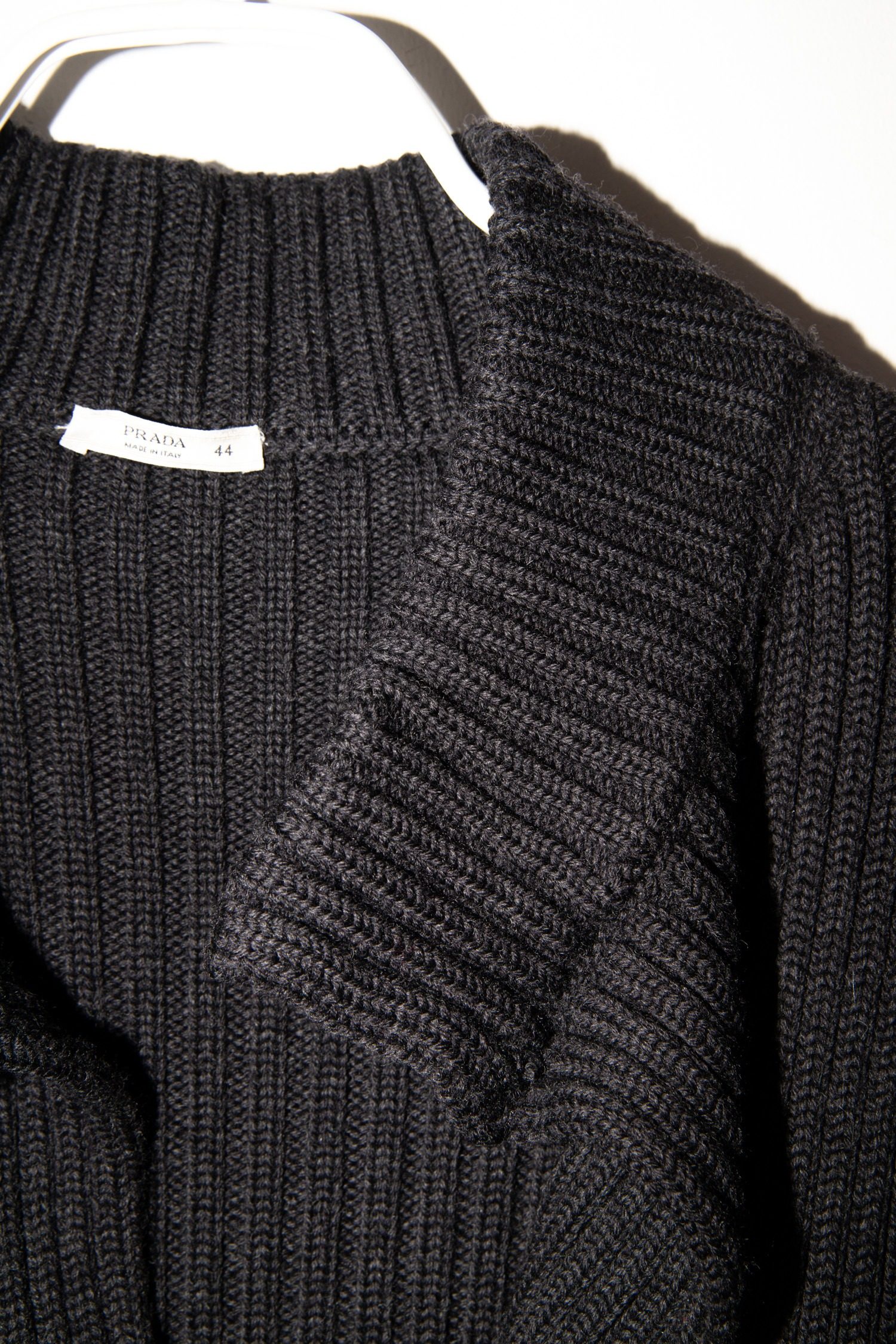 Thumbnail of http://Prada%20Strickmantel%20in%20Anthrazit