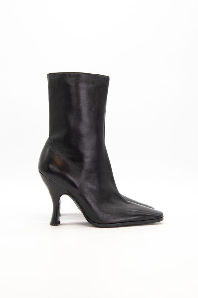 Prada schlanke Ankle Boots in Schwarz