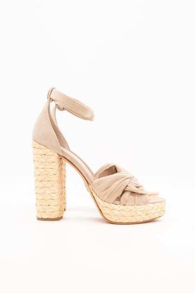 Prada Sandaletten mit hohem, geflochtenem Blockabsatz in Beige