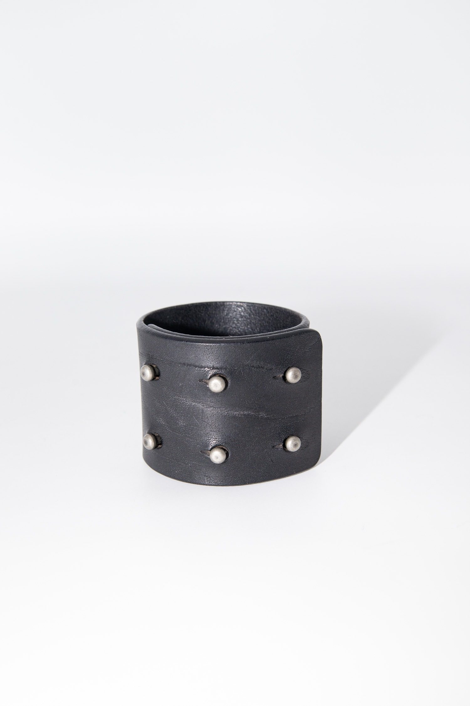 Thumbnail of http://Rick%20Owens%20breites%20Lederarmband%20in%20Schwarz