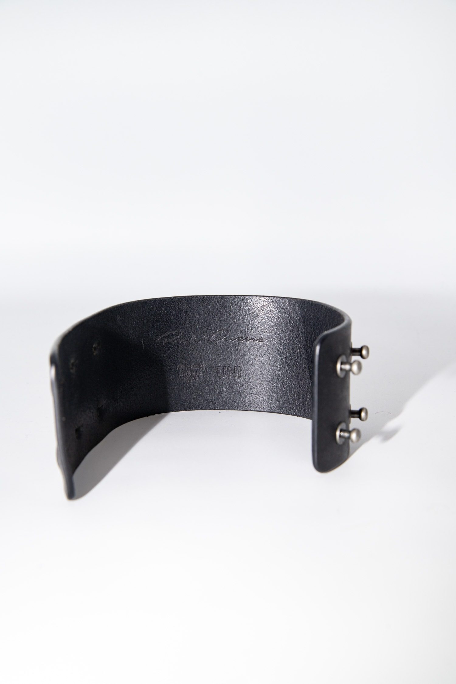 Thumbnail of http://Rick%20Owens%20breites%20Lederarmband%20in%20Schwarz