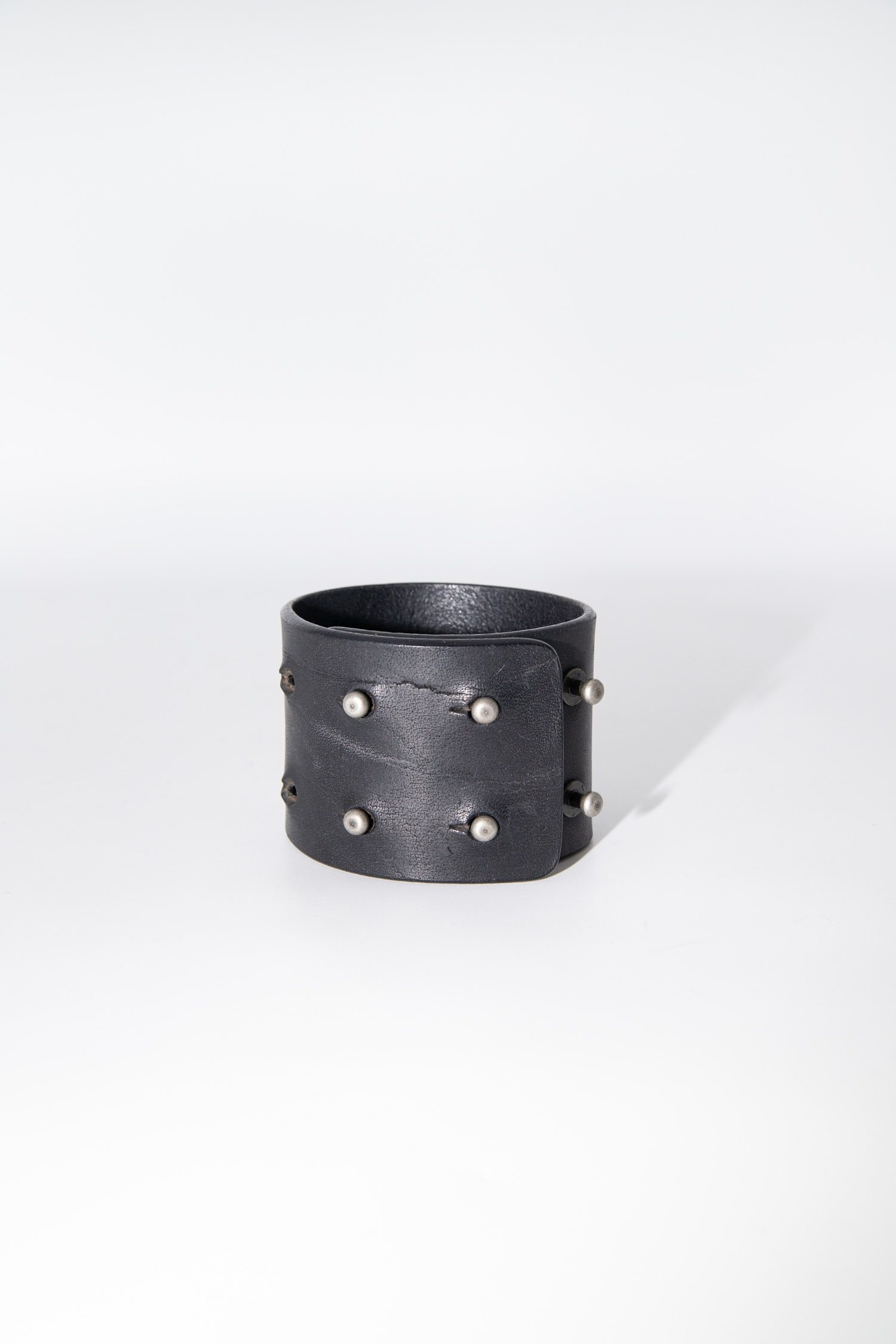Thumbnail of http://Rick%20Owens%20breites%20Lederarmband%20in%20Schwarz