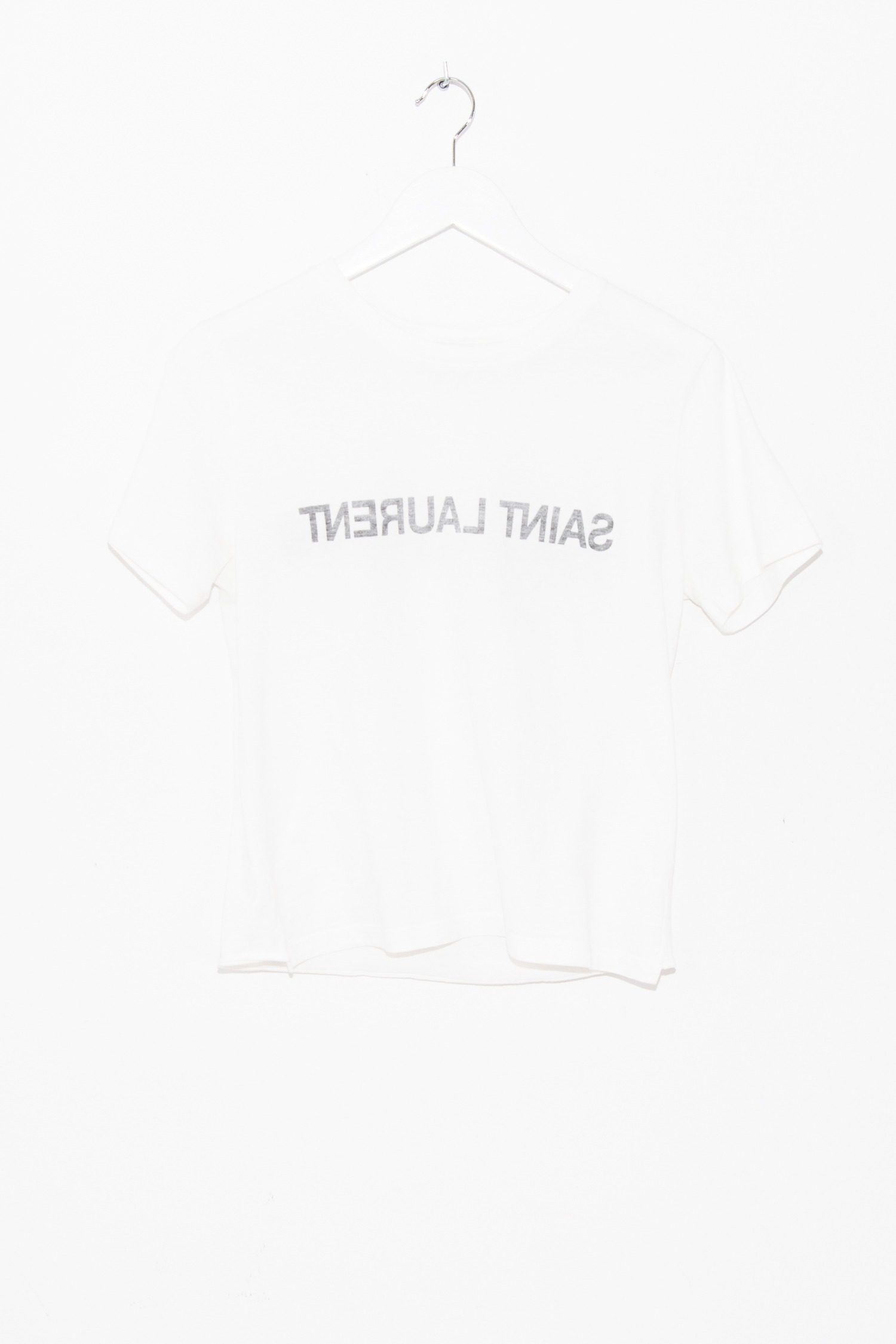 Thumbnail of http://Saint%20Laurent%20T-Shirt%20mit%20Schriftzug%20in%20Weiß