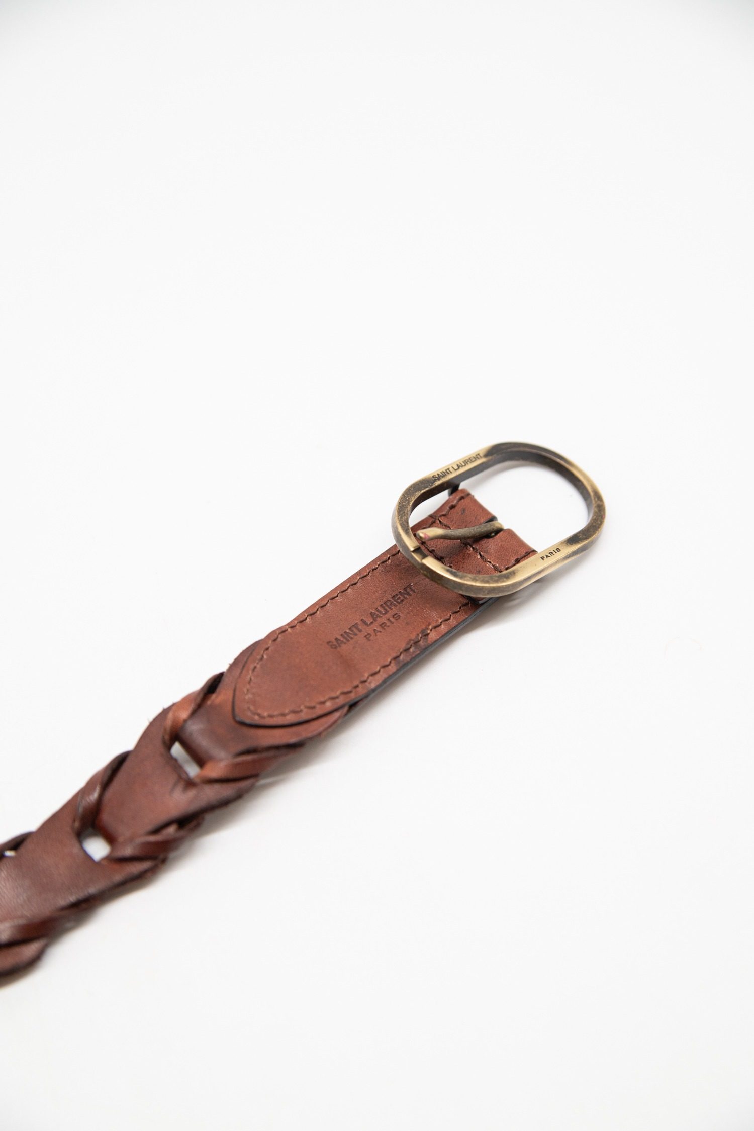 Thumbnail of http://Saint%20Laurent%20Flechtgürtel%20in%20Dunkelbraun%20und%20Antikgold