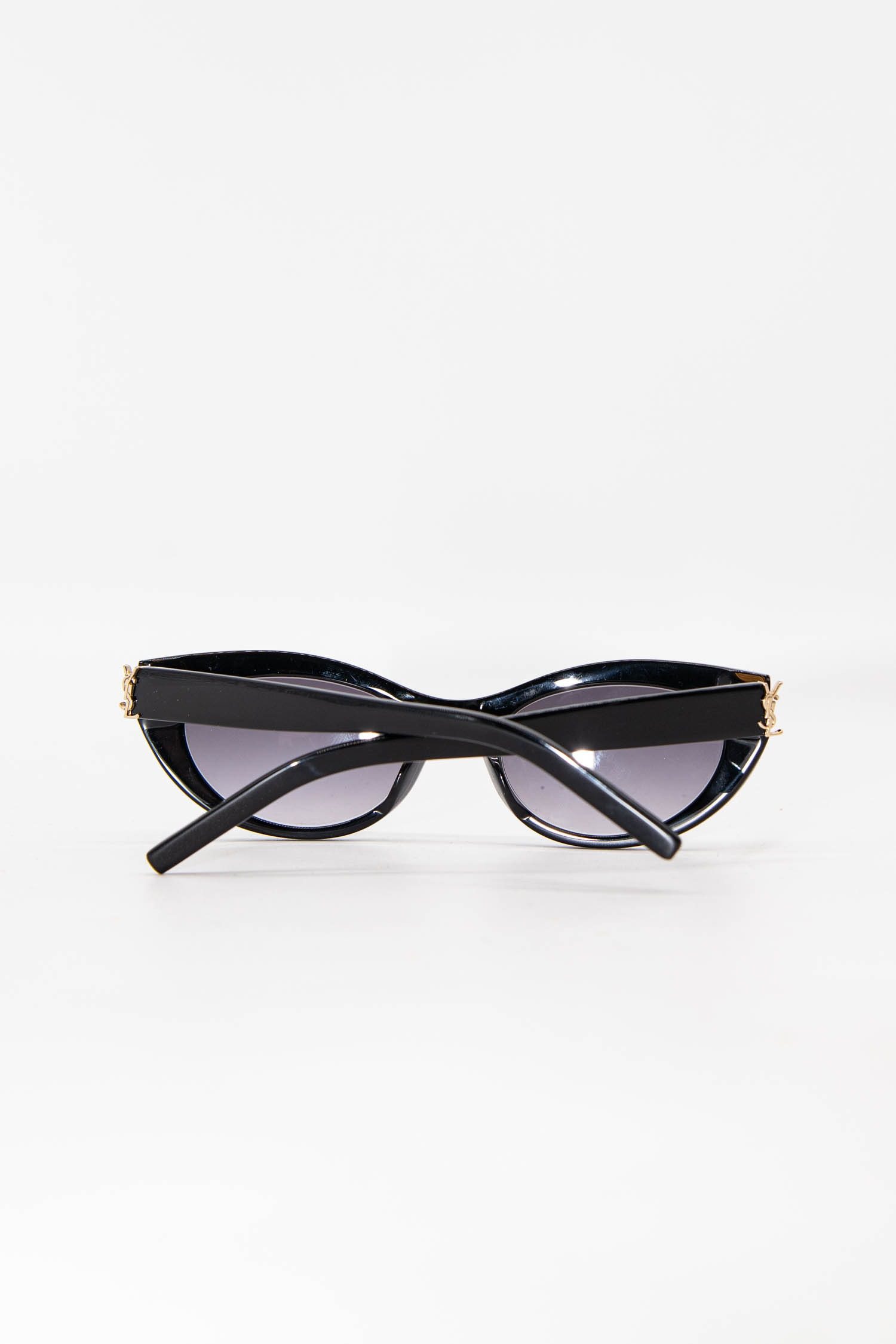 Thumbnail of http://Saint%20Laurent%20SL%20M115%20Sonnenbrille%20in%20Schwarz