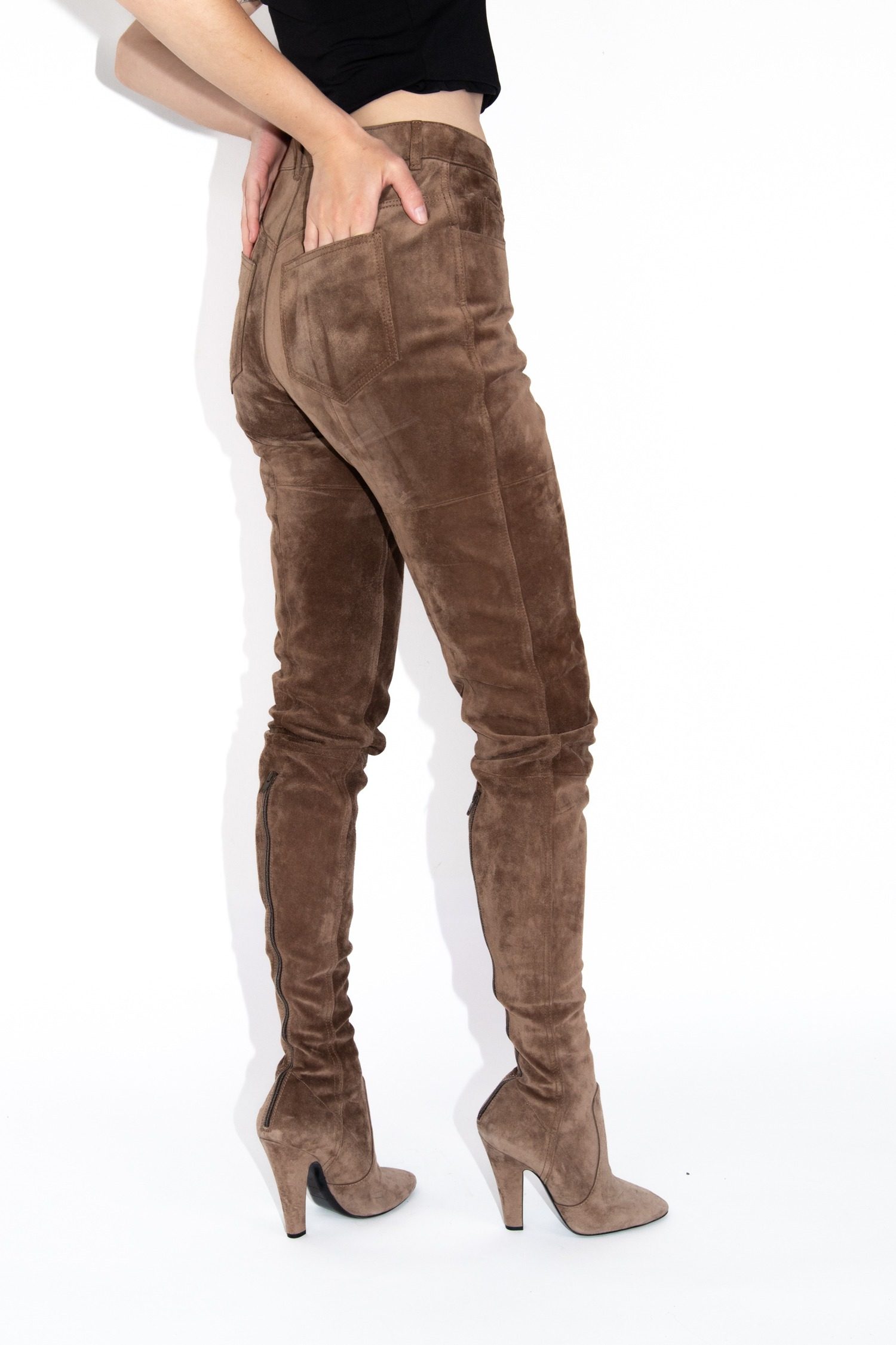 Thumbnail of http://Saint%20Laurent%20Pantaboots%20aus%20Wildleder%20in%20Braun
