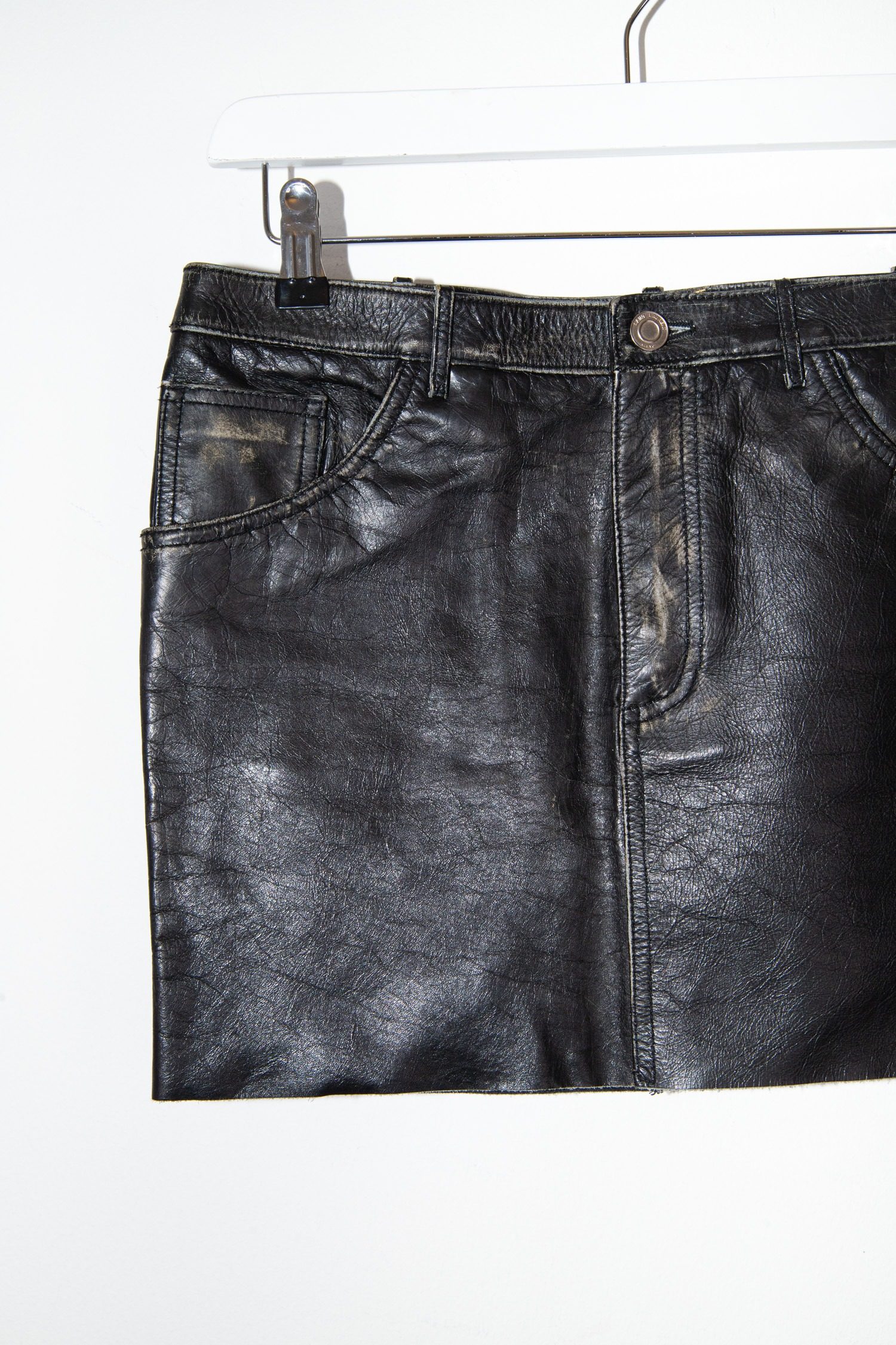 Thumbnail of http://Saint%20Laurent%20Lederrock%20im%20Used-Look%20in%20Schwarz
