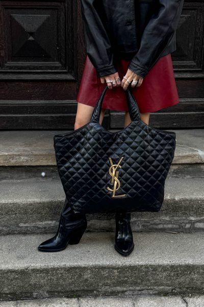 Saint Laurent "Icare" Shopper in Schwarz