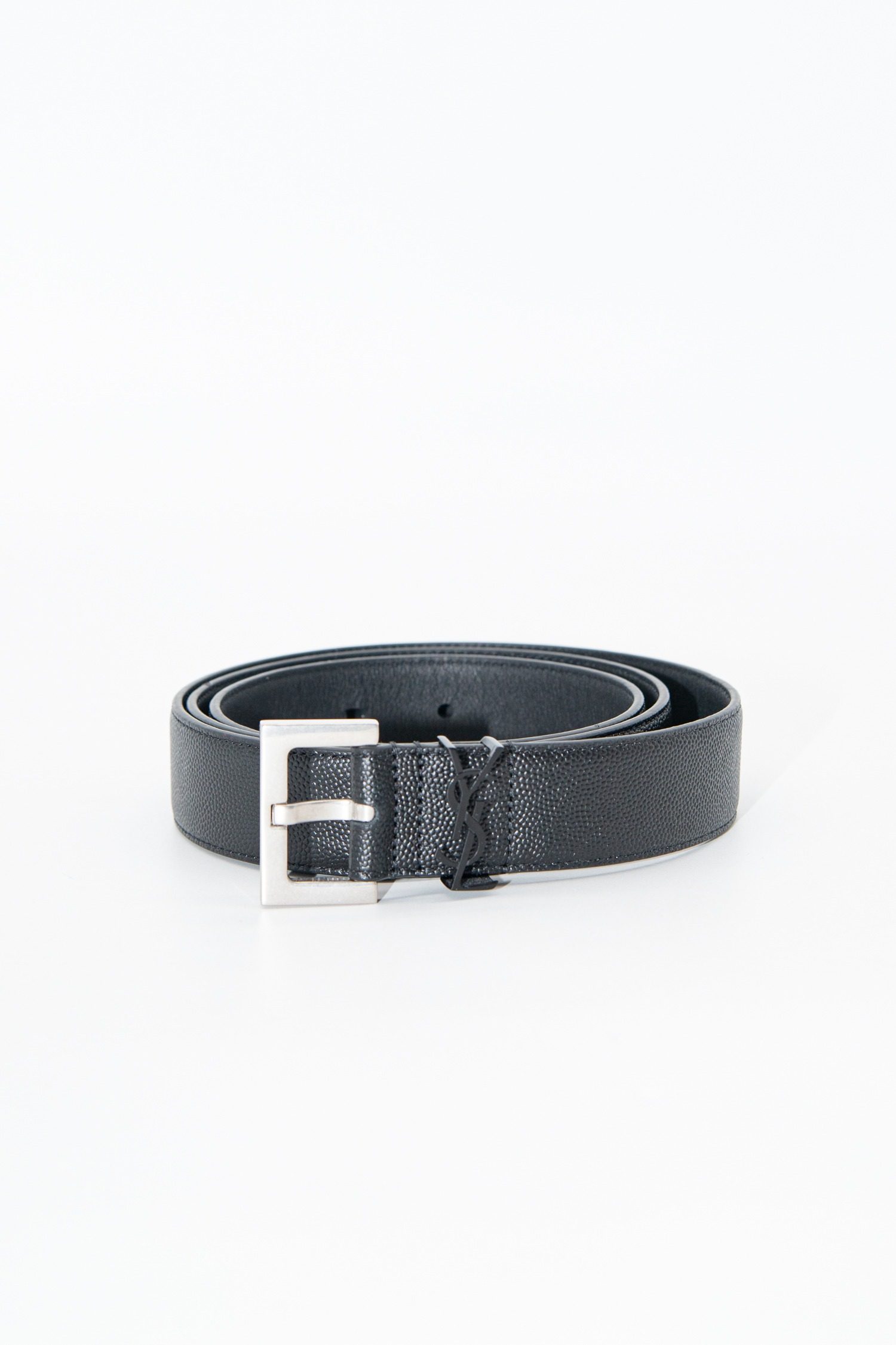 Thumbnail of http://Saint%20Laurent%20Gürtel%20aus%20Leder%20in%20Schwarz%20und%20Silber