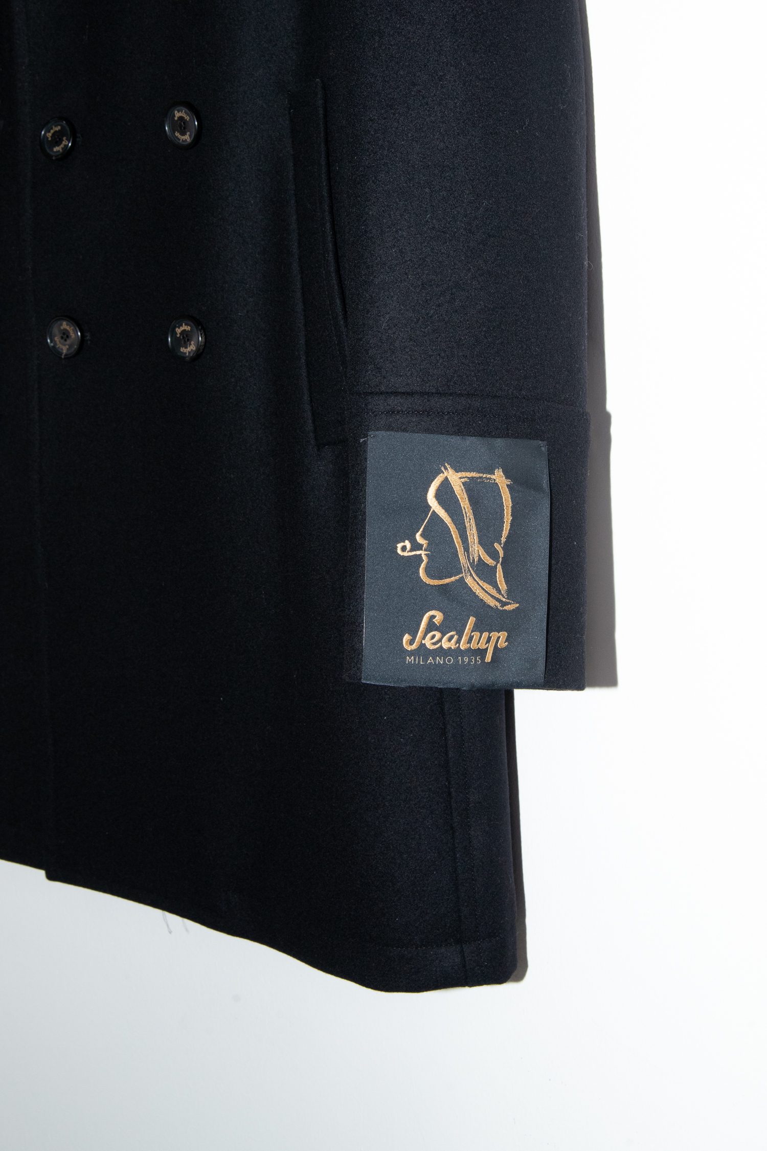 Thumbnail of http://Sealup%20Cabanjacke%20aus%20Wolle%20in%20Schwarz