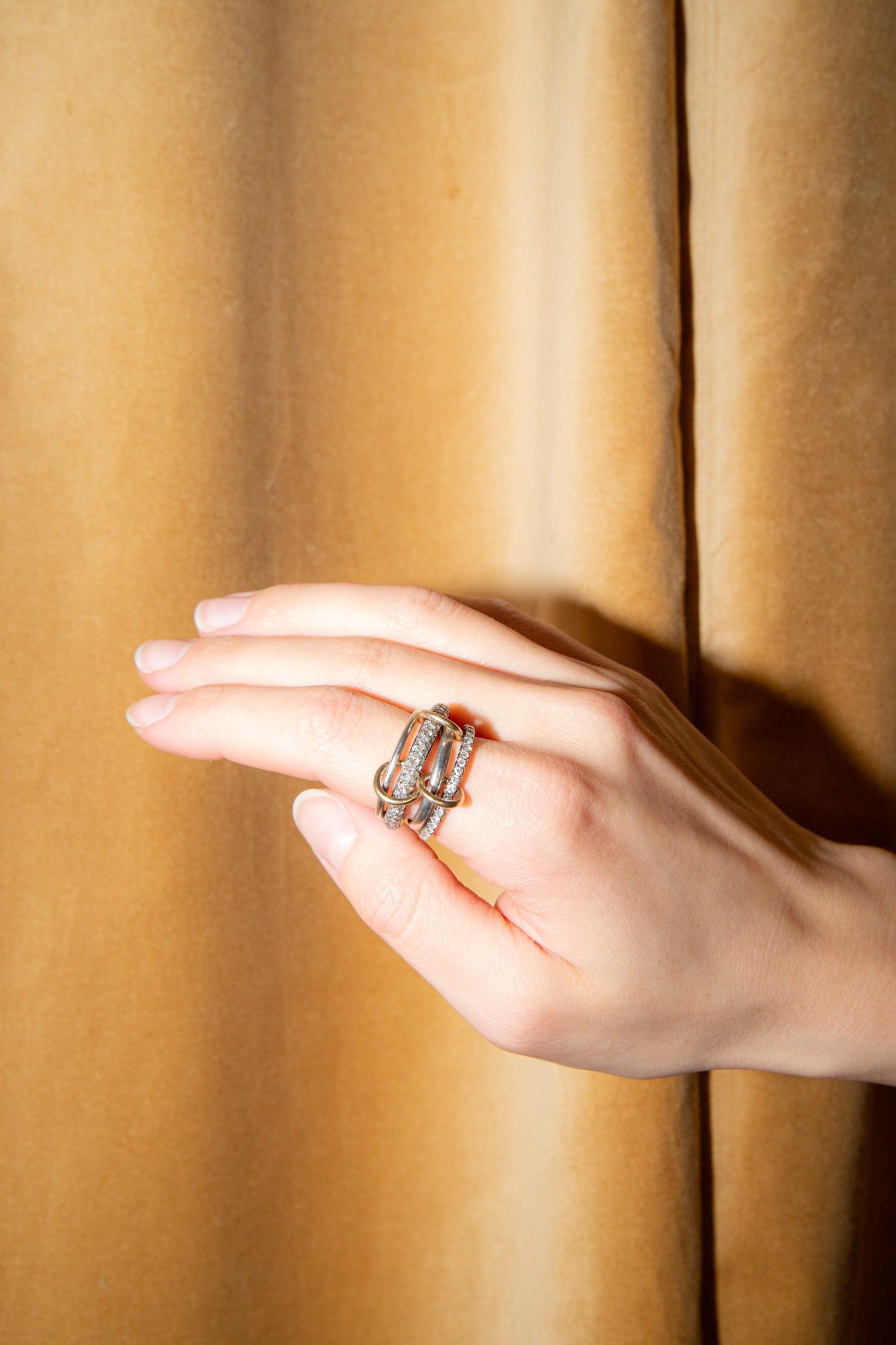 Thumbnail of http://Spinelli%20Kilcollin%20Vega%20Ring%20in%20Silber%20und%20Gold