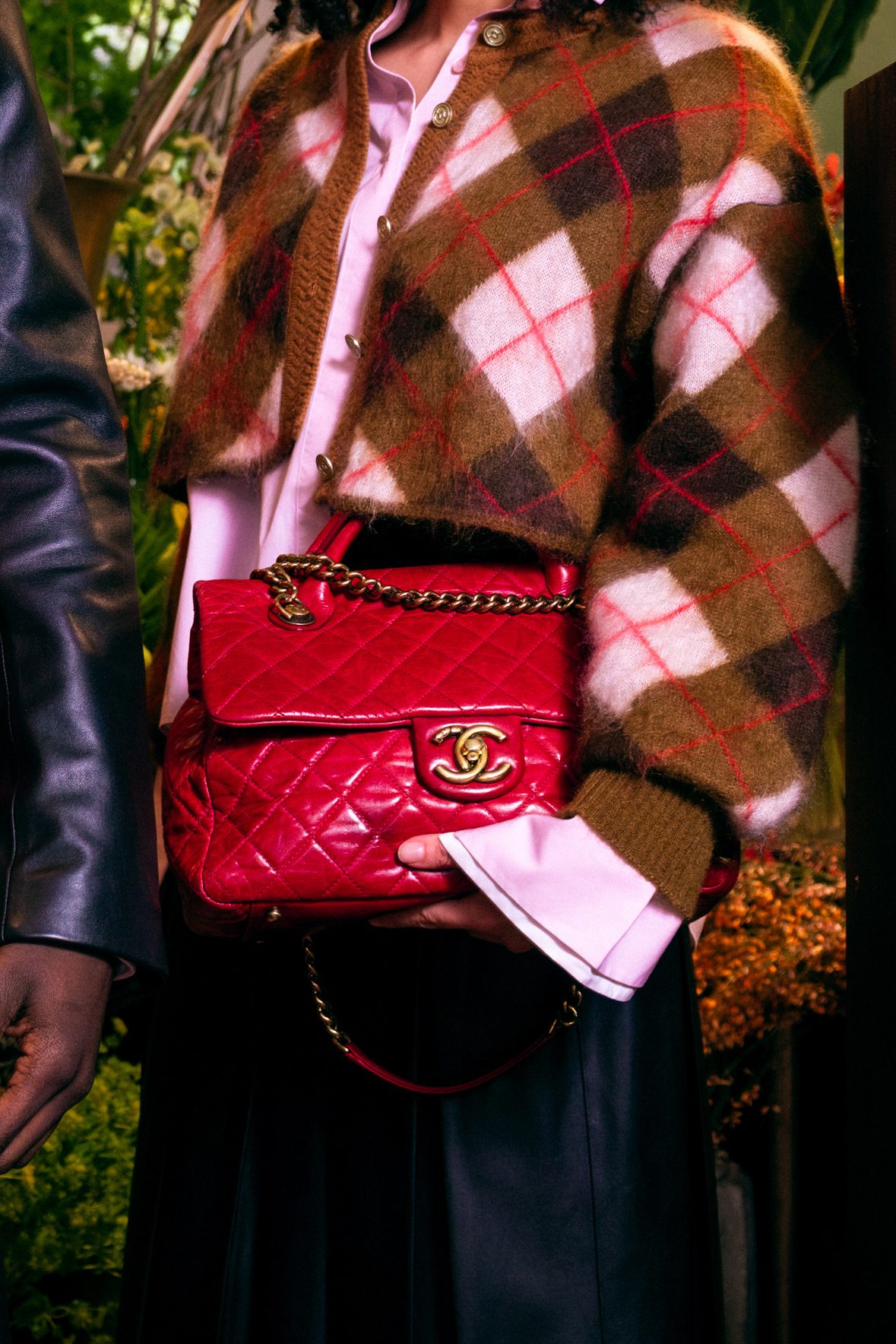 Chanel "Castle Rock" Schultertasche in Rot und Gold