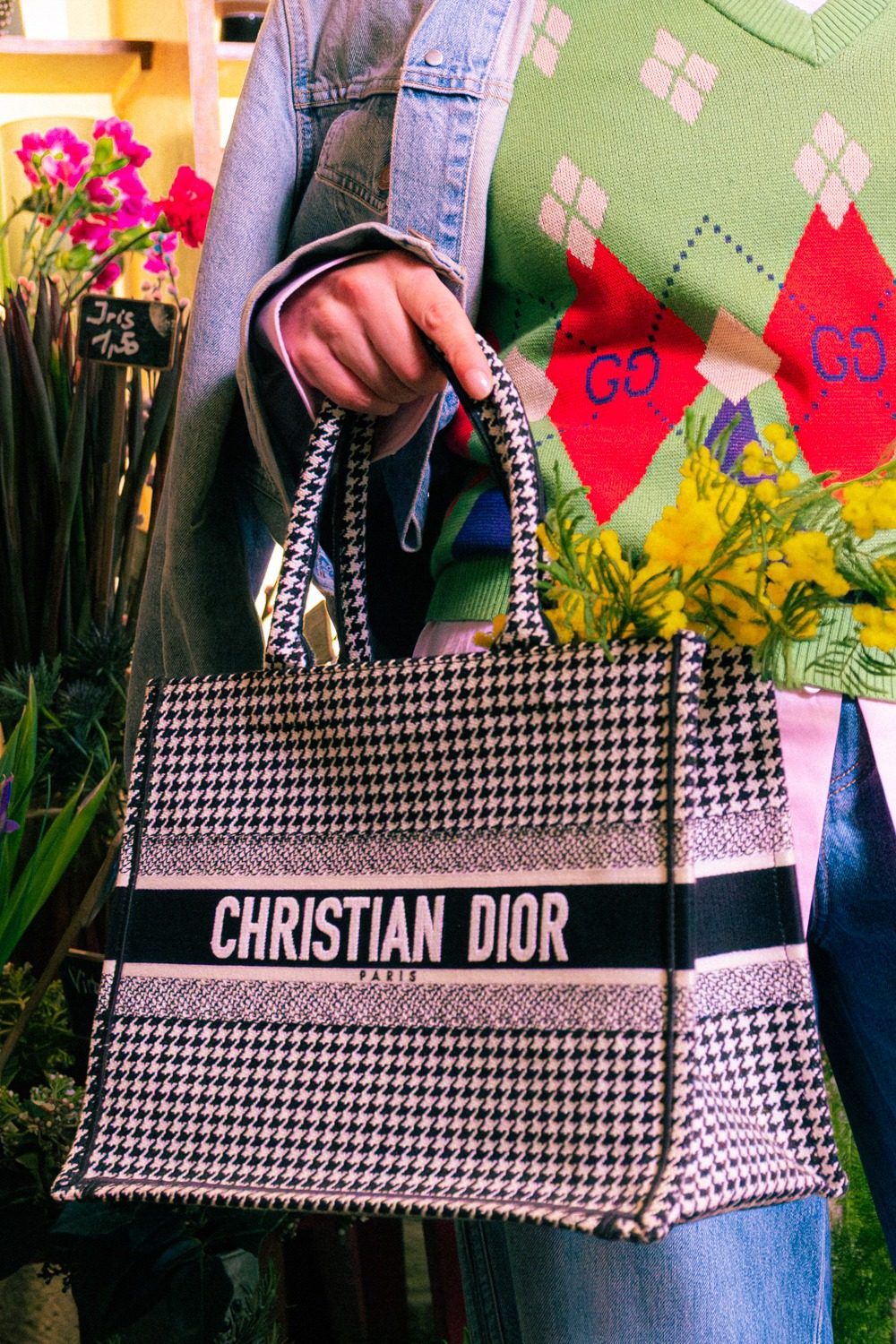 Thumbnail of http://Christian%20Dior%20Book%20Medium%20Tote%20Bag%20Shopper%20mit%20Hahnentrittmuster