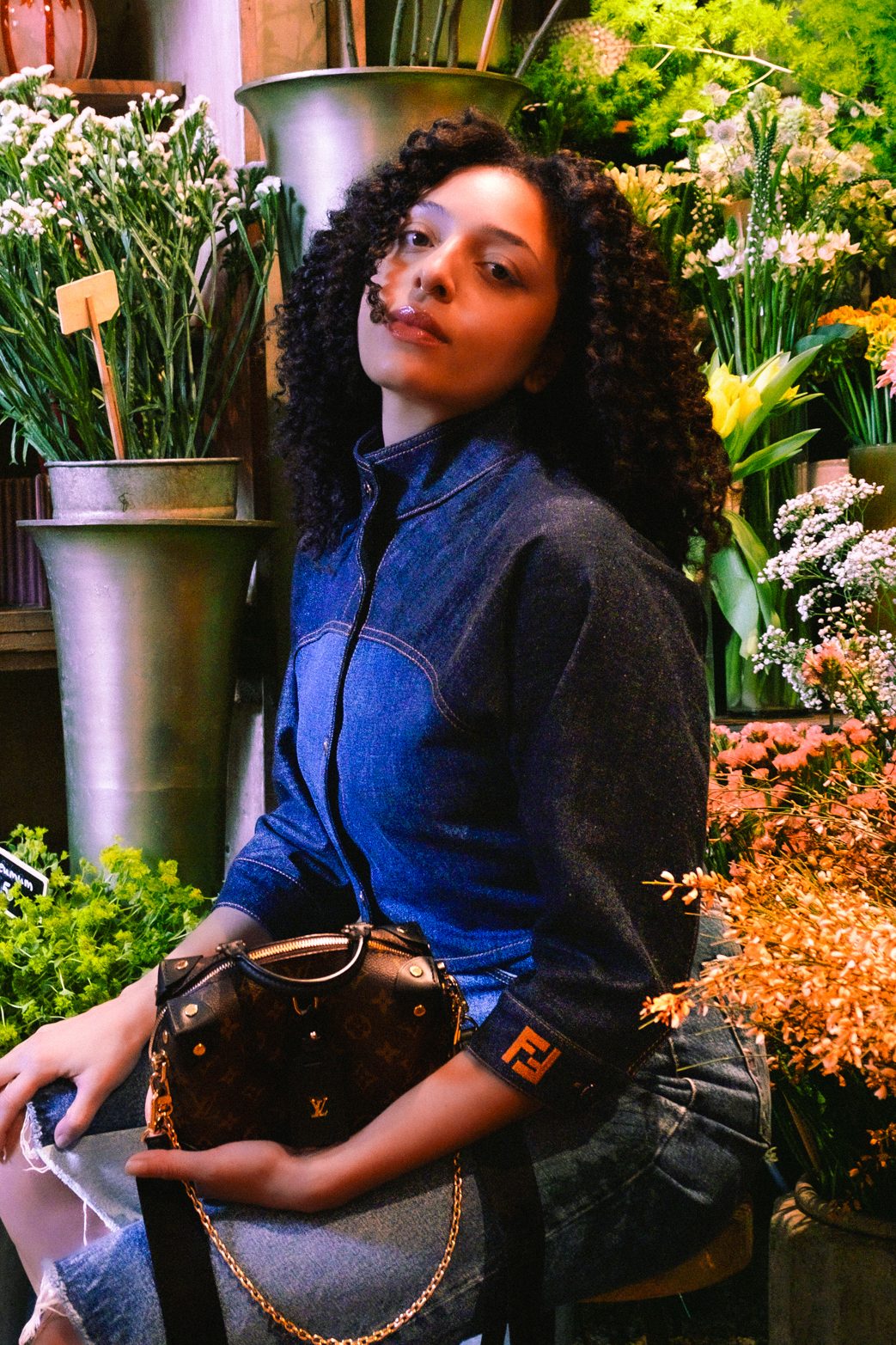 Fendi Cropped-Jeansjacke in Dunkelblau und Blau