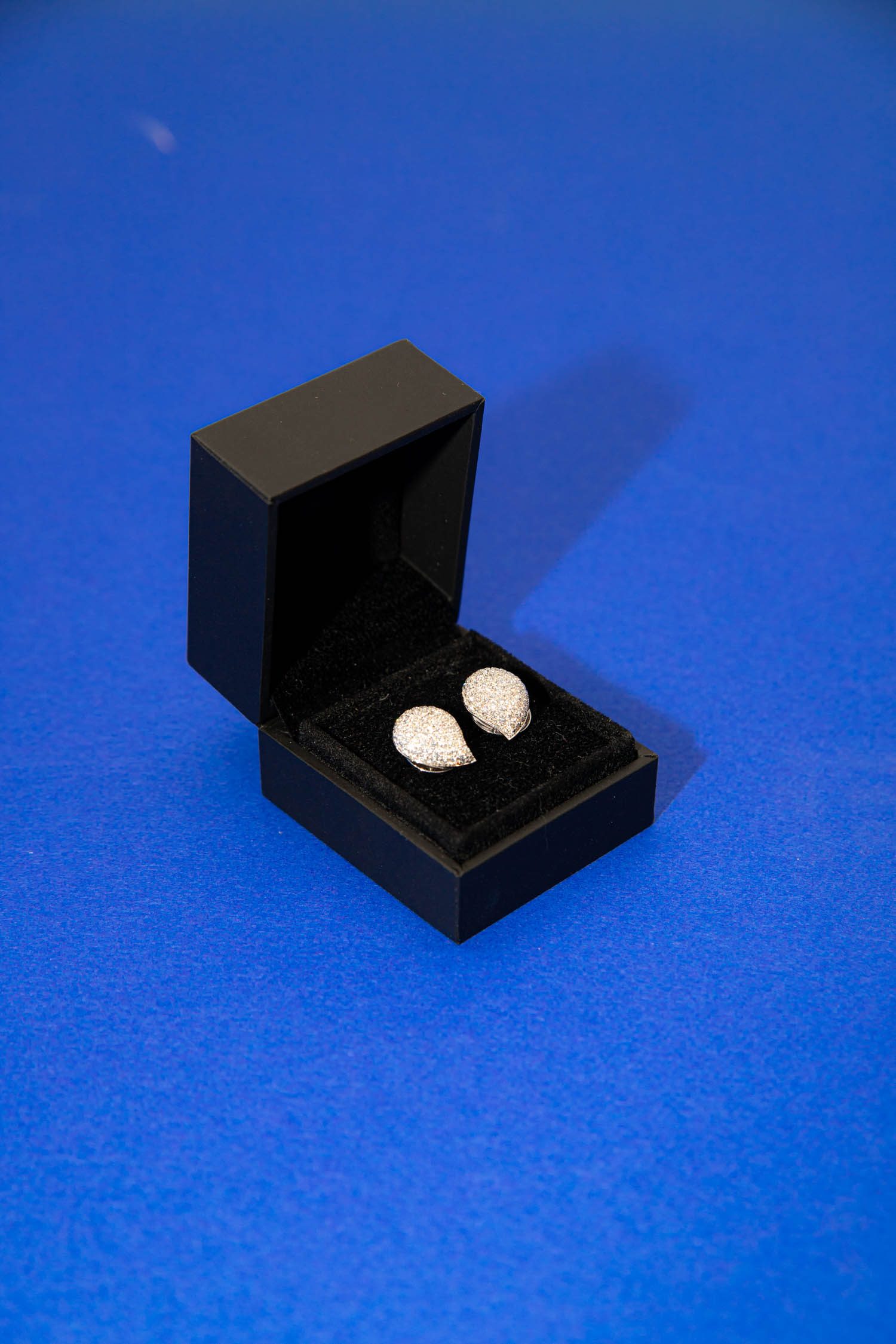 Thumbnail of http://tamara-comolli-damen-accessoires-ohrringe-ohrstecker-signature-silber-brilliantschliff