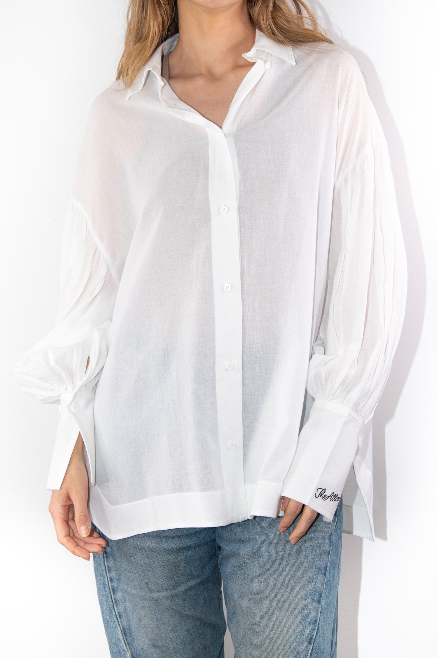 Thumbnail of http://The%20Attico%20Oversize-Bluse%20in%20Weiß