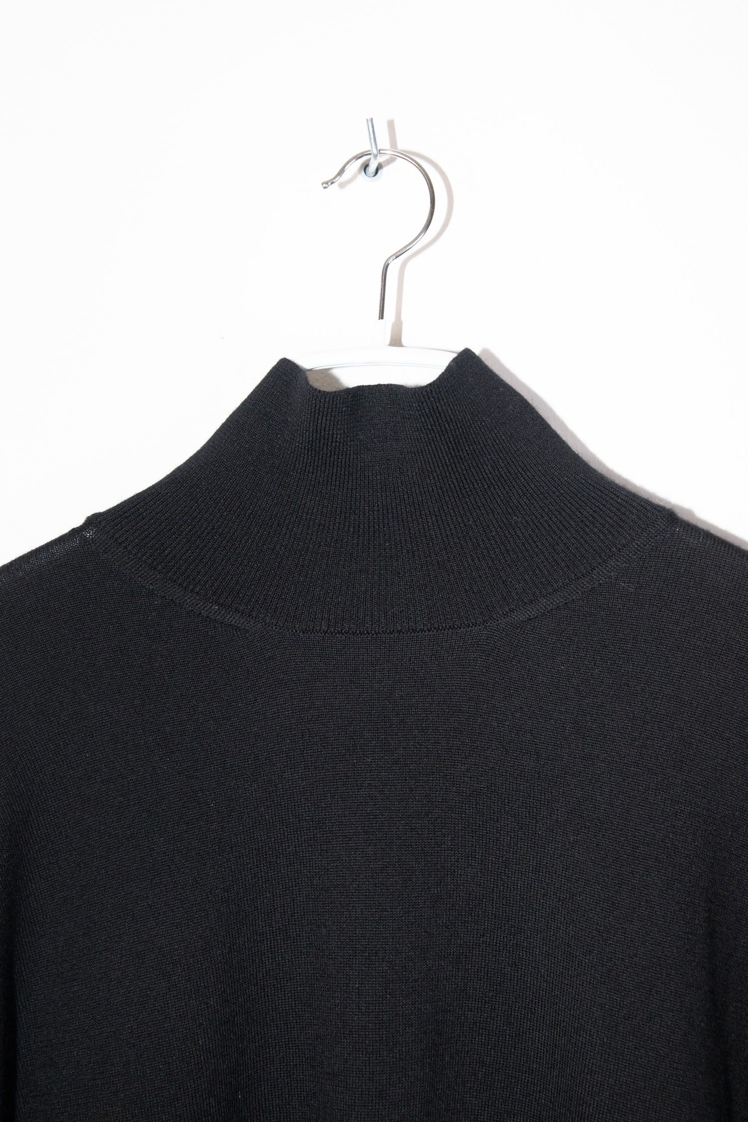 Thumbnail of http://The%20Row%20Carlus%20Pullover%20in%20Schwarz