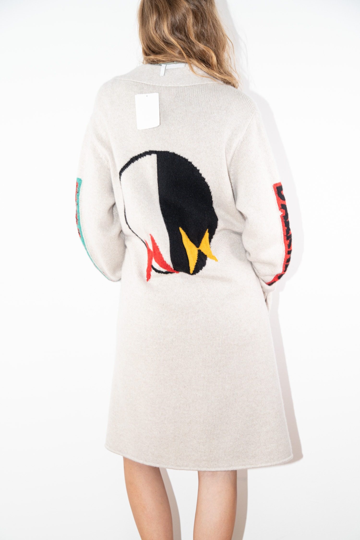 Thumbnail of http://The%20Elder%20Statesman%20Strickjacke%20mit%20Schriftzug%20in%20Beige