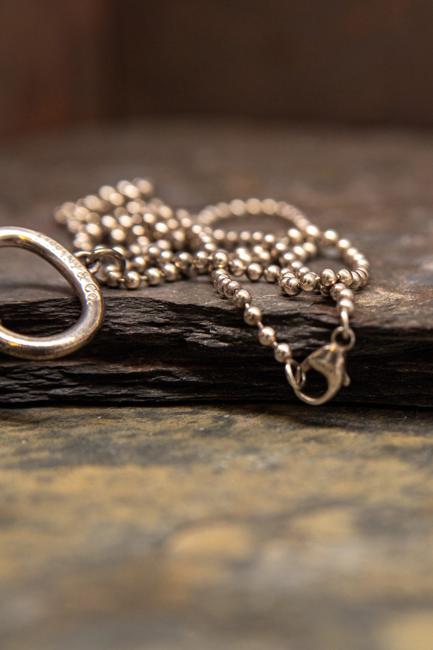 Thumbnail of http://Tiffany%20&%20Co.%20Schlüssel-Halskette%20in%20Silber