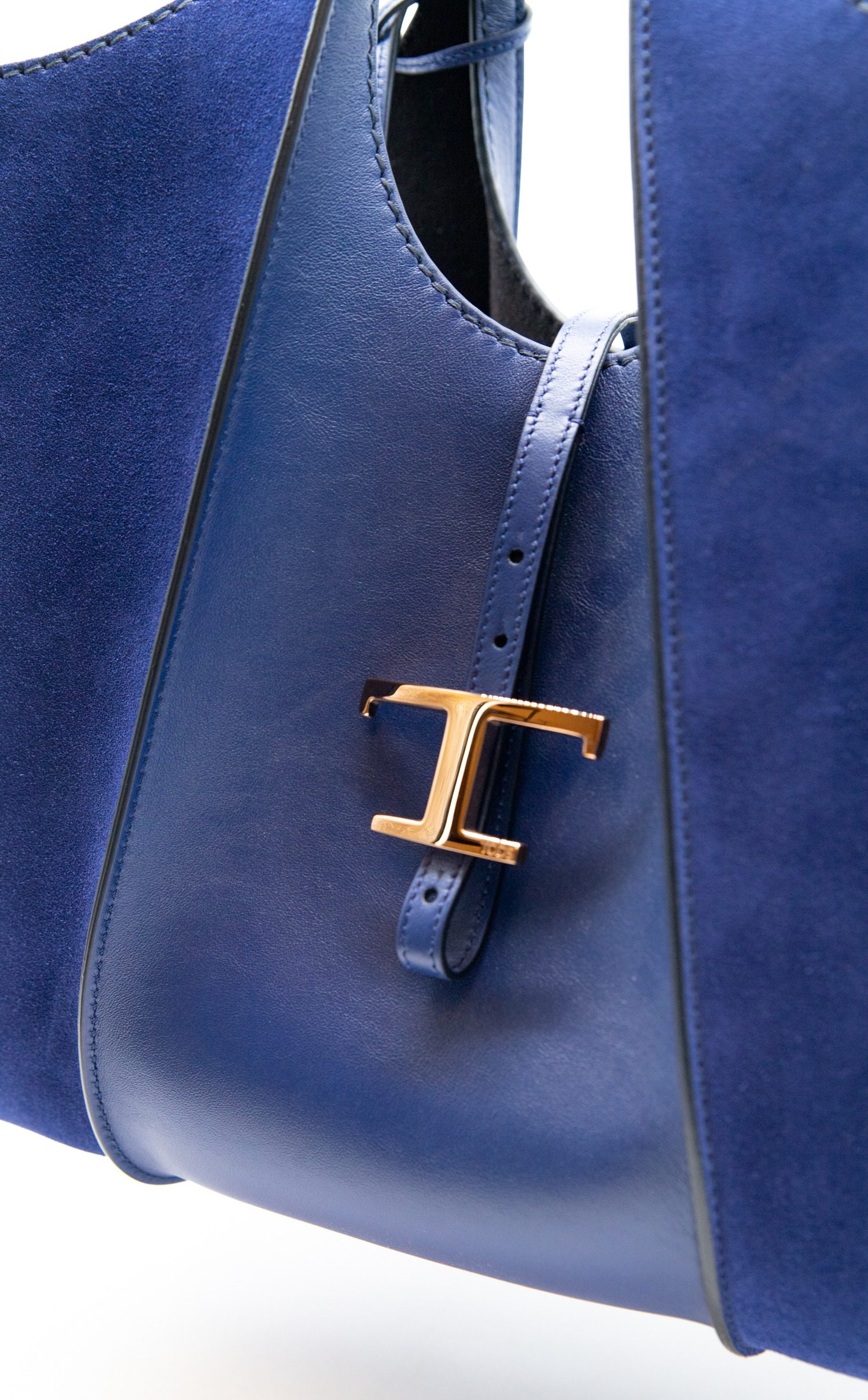 Thumbnail of http://Tod's%20T%20Timeless%20Shopper%20in%20Kobaltblau