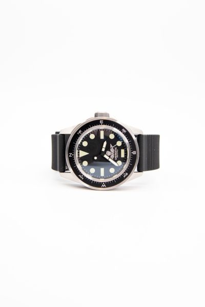 Unimatic x Esercito "U1-PA" Armbanduhr in Schwarz und Silber