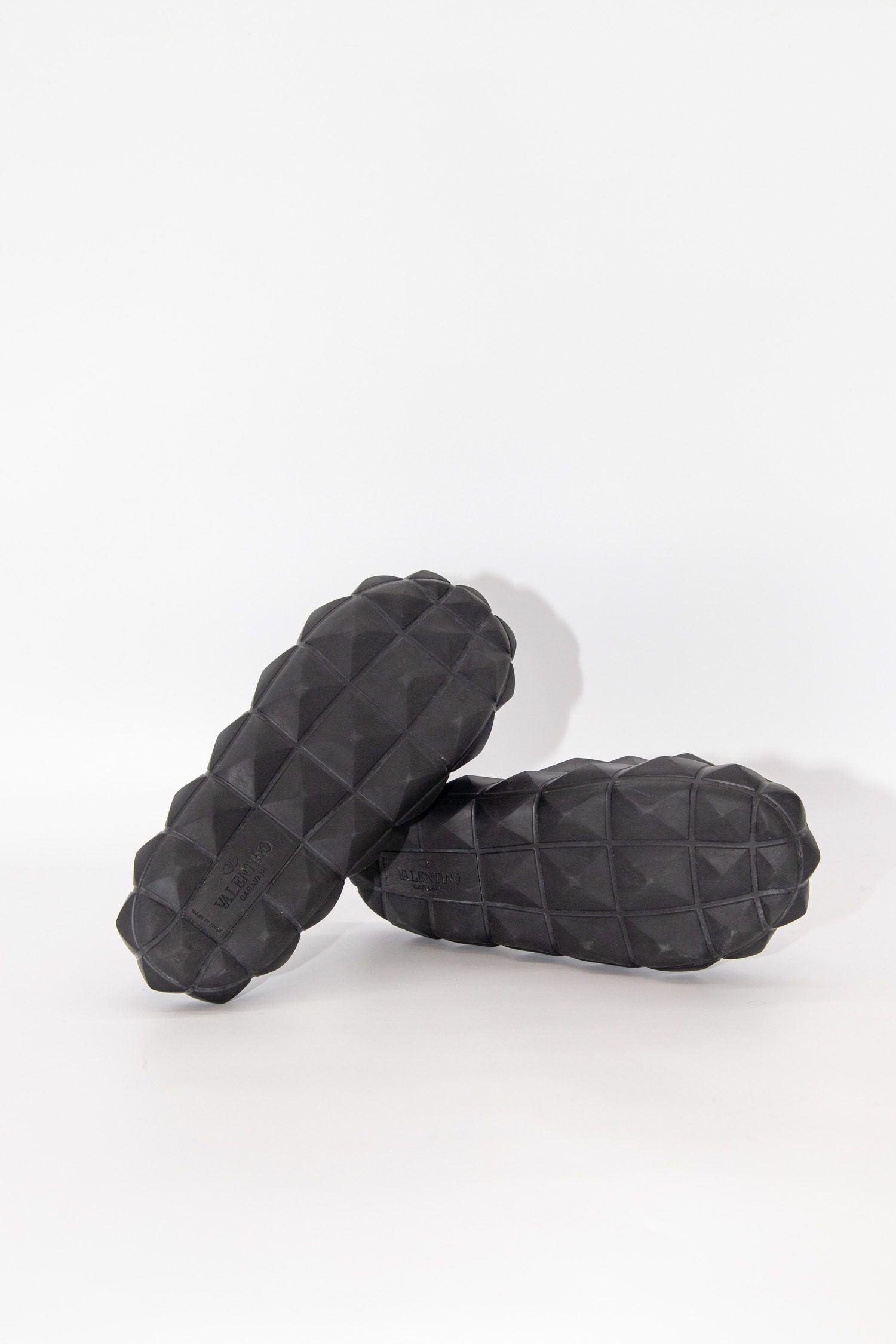 Thumbnail of http://Valentino%20Roman%20Stud%20Turtle%20Pantoletten