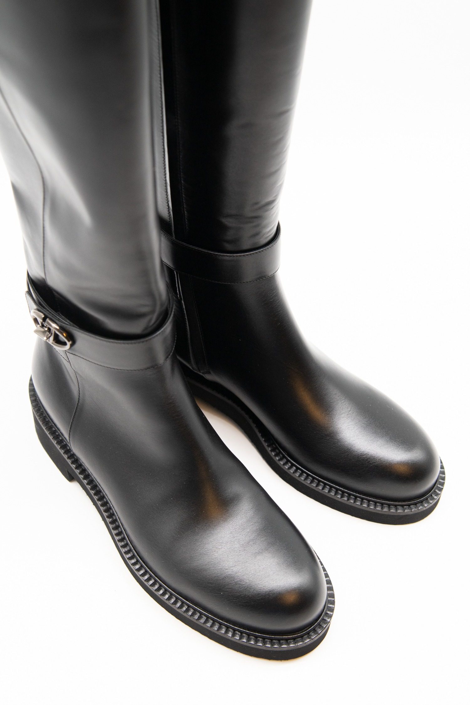 Thumbnail of http://Valentino%20Stiefel%20aus%20Leder%20in%20Schwarz