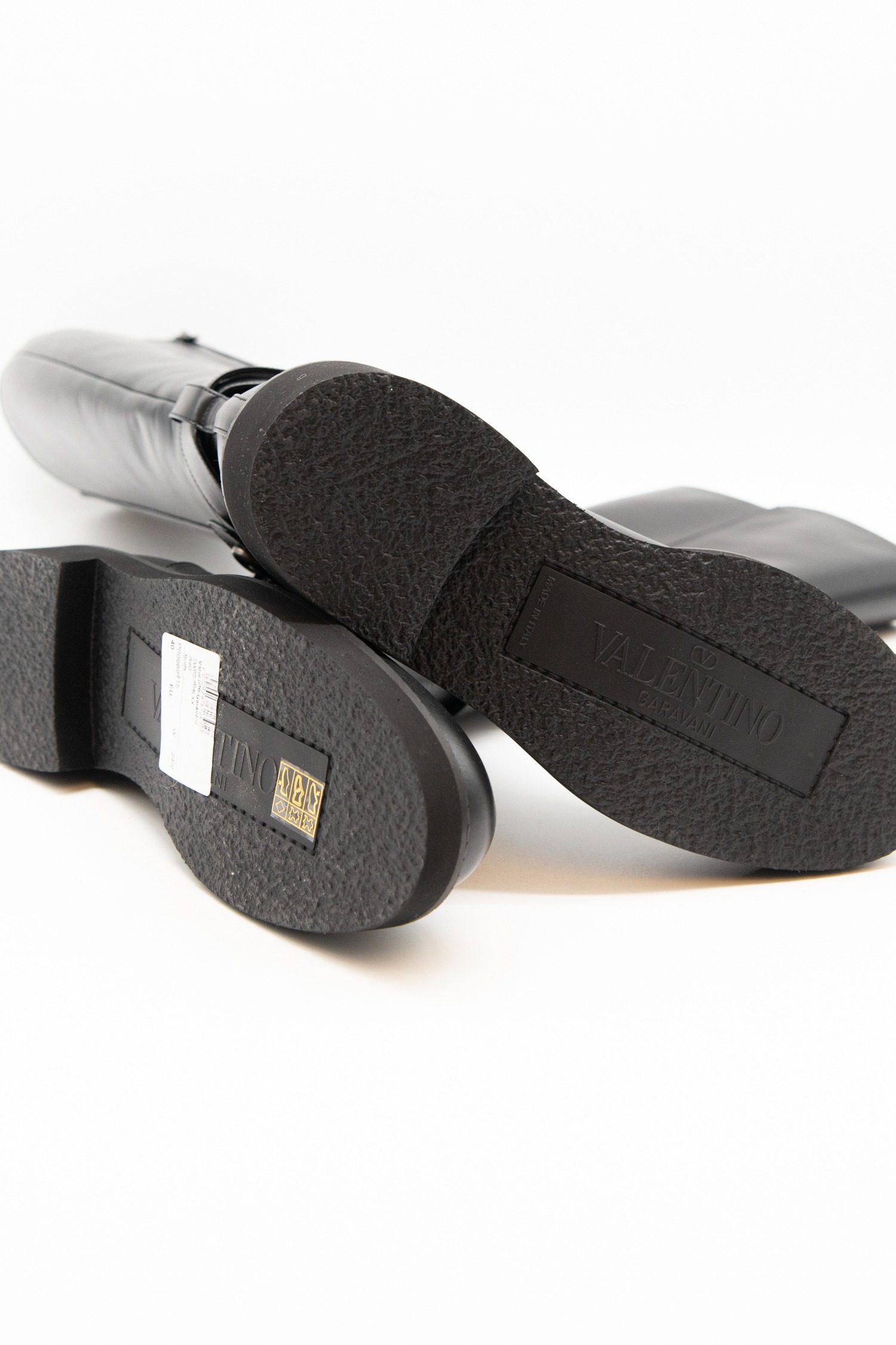 Thumbnail of http://Valentino%20Stiefel%20aus%20Leder%20in%20Schwarz