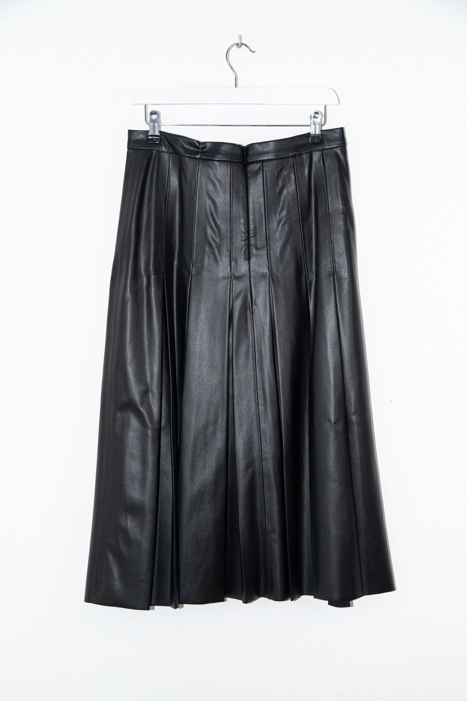 Thumbnail of http://Veronica%20Beard%20Herson%20Midirock%20in%20Schwarz