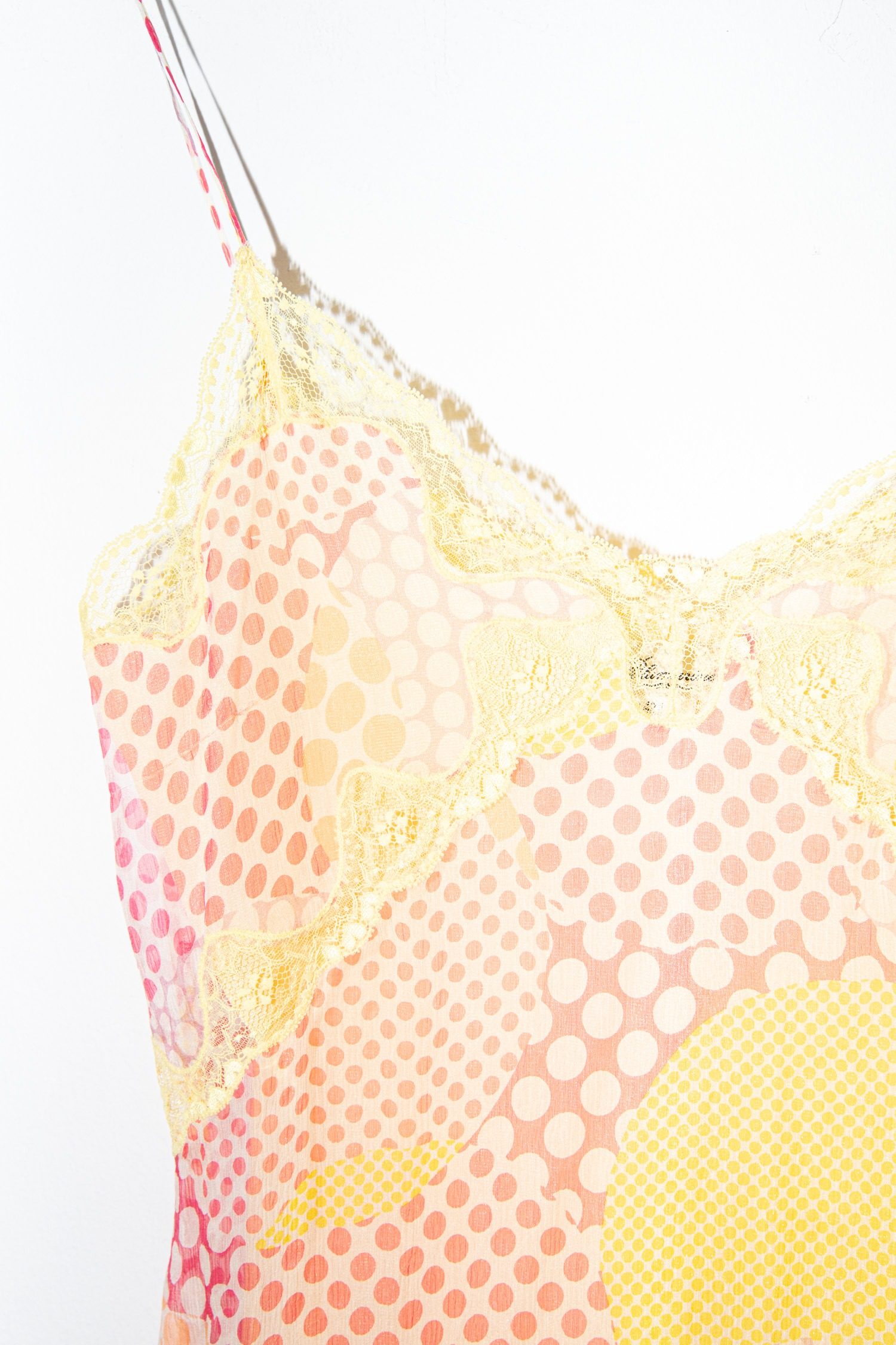 Thumbnail of http://Vintage%20Blumarine%20Minikleid%20mit%20Punkten%20und%20Spitze