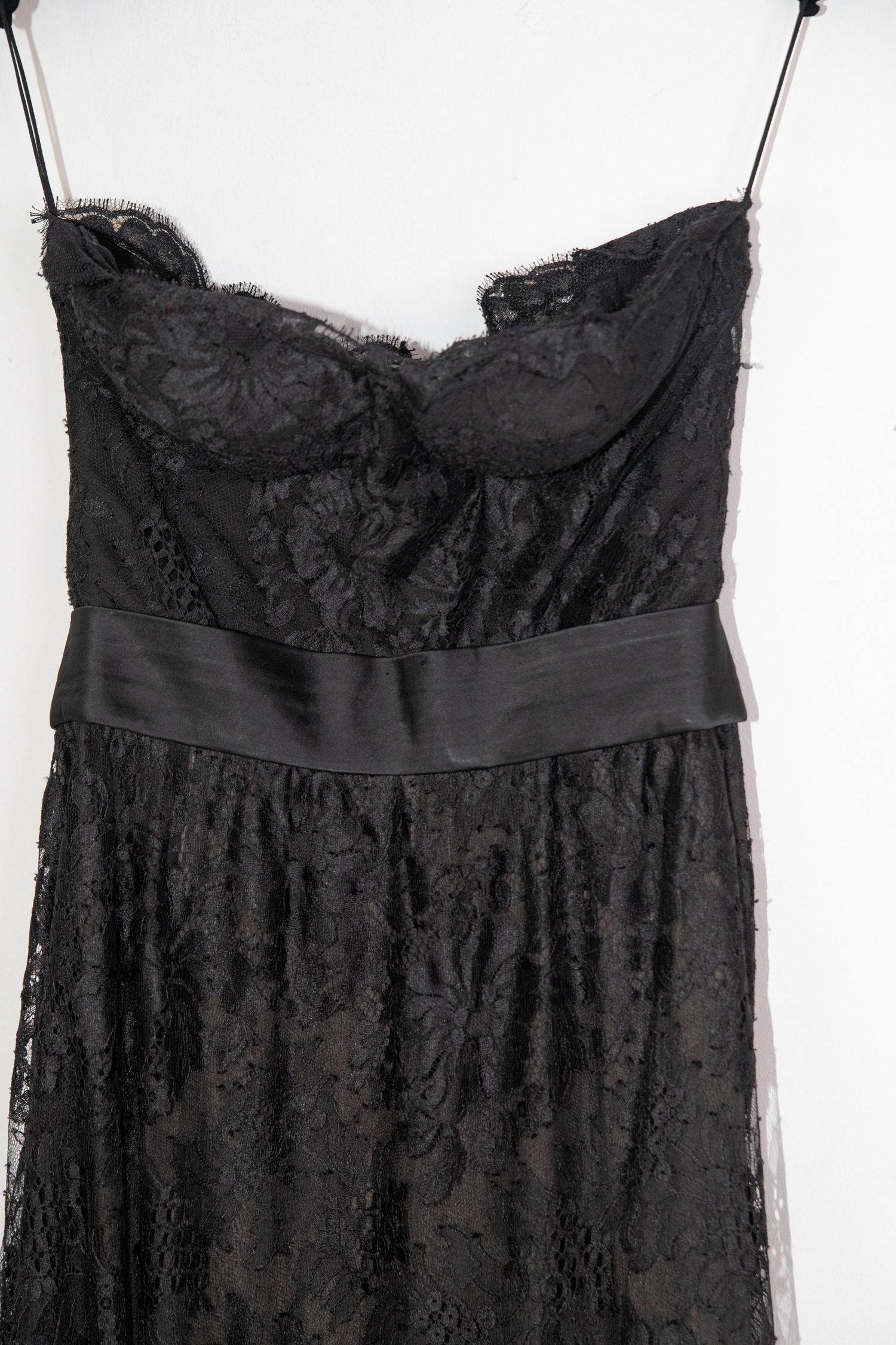 Thumbnail of http://Chanel%20Spitzenkleid%20mit%20Schleife%20in%20Schwarz